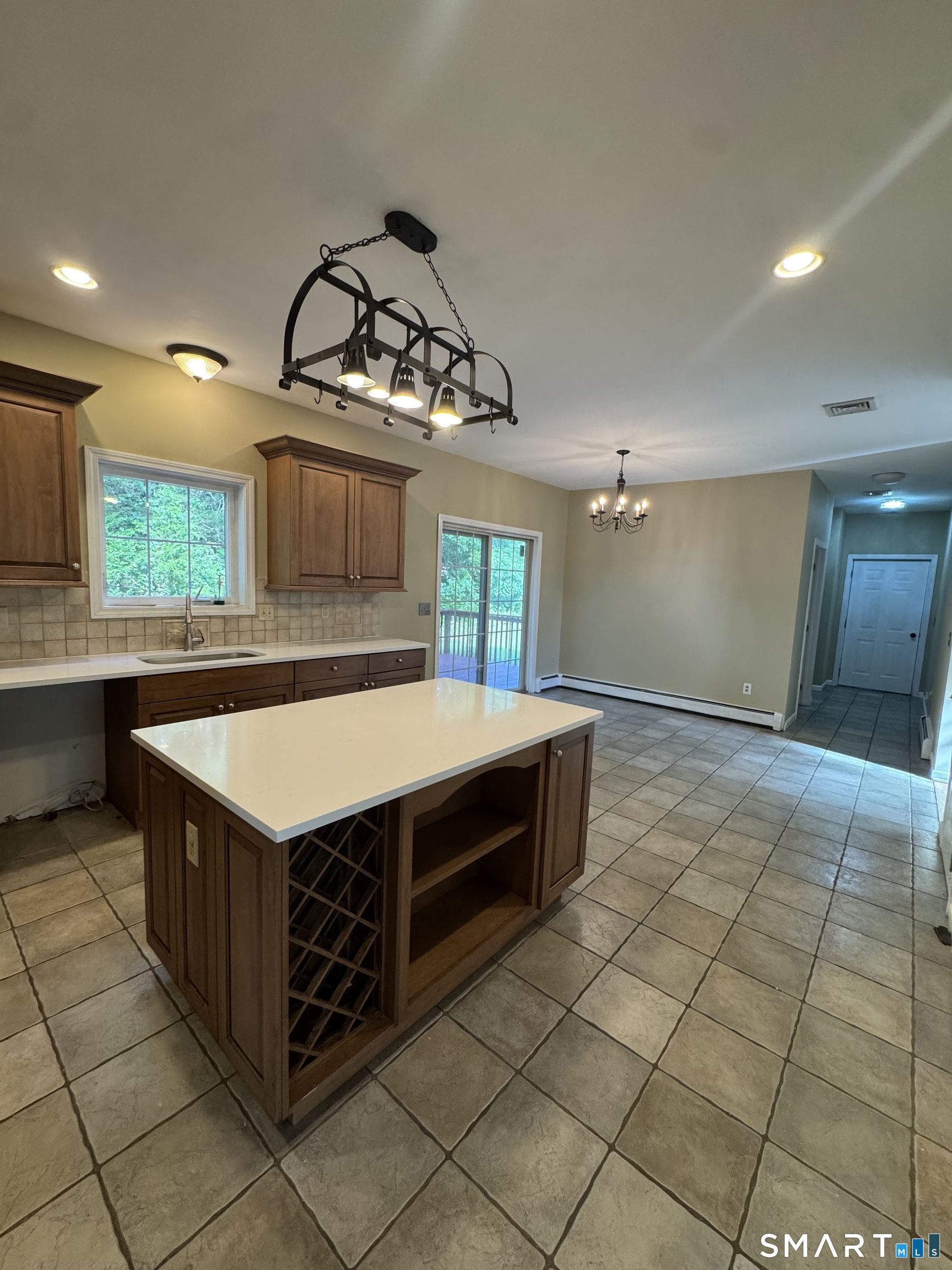 52 Middle Road, Poquetanuck, Preston, CT 06365