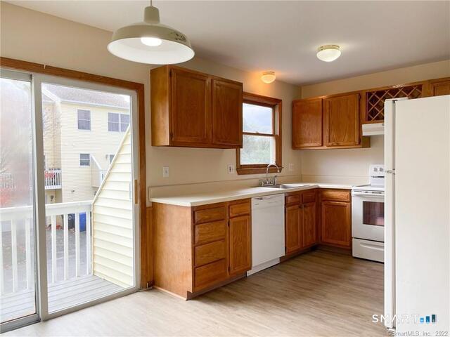 77 Marion Avenue Unit #2 photo 9