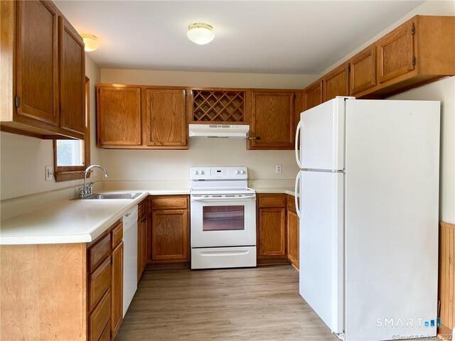 77 Marion Avenue Unit #2 photo 10