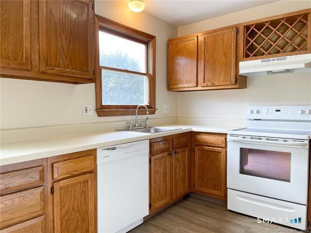 77 Marion Avenue Unit #2 photo 12