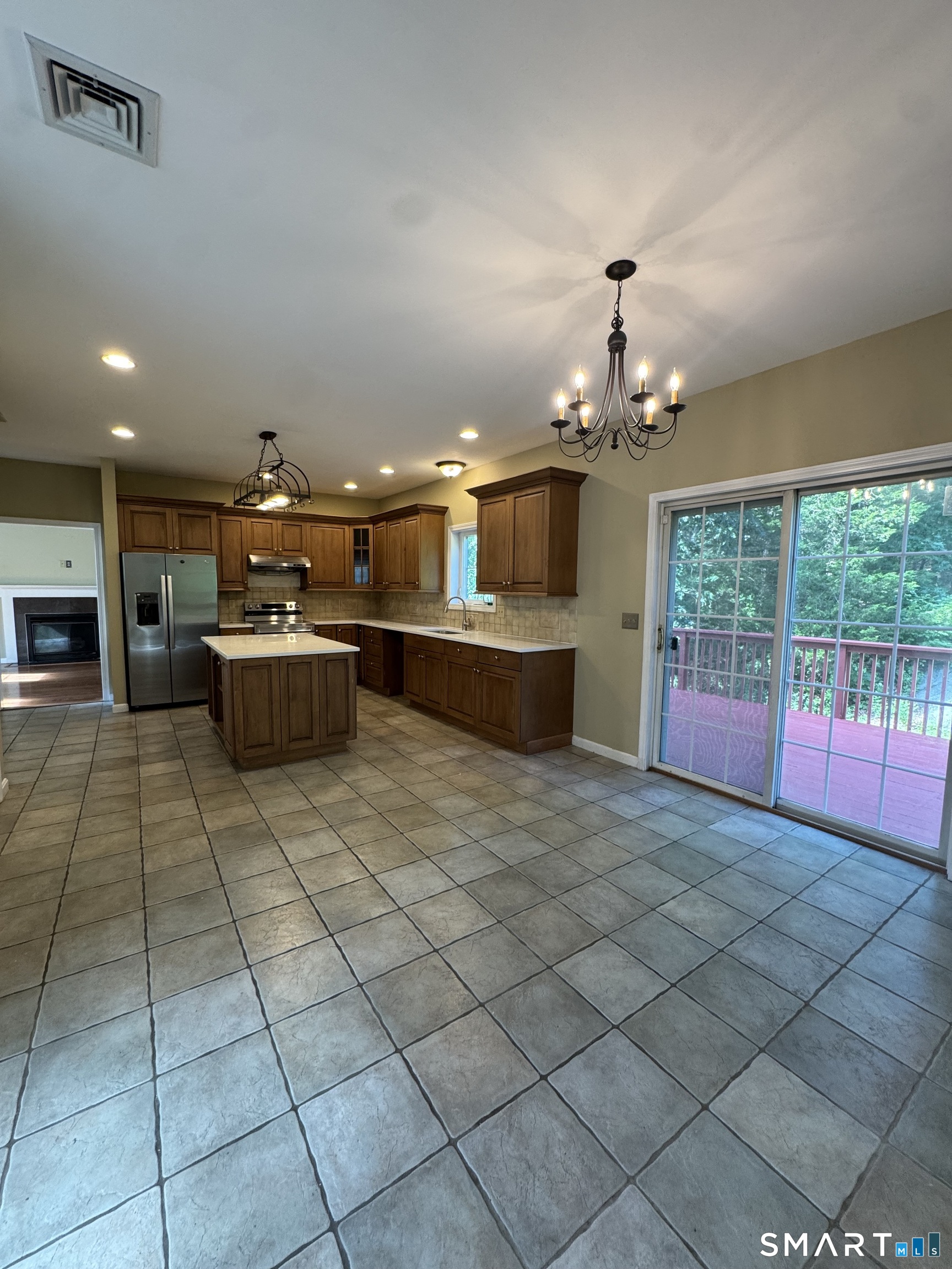 52 Middle Road, Poquetanuck, Preston, CT 06365