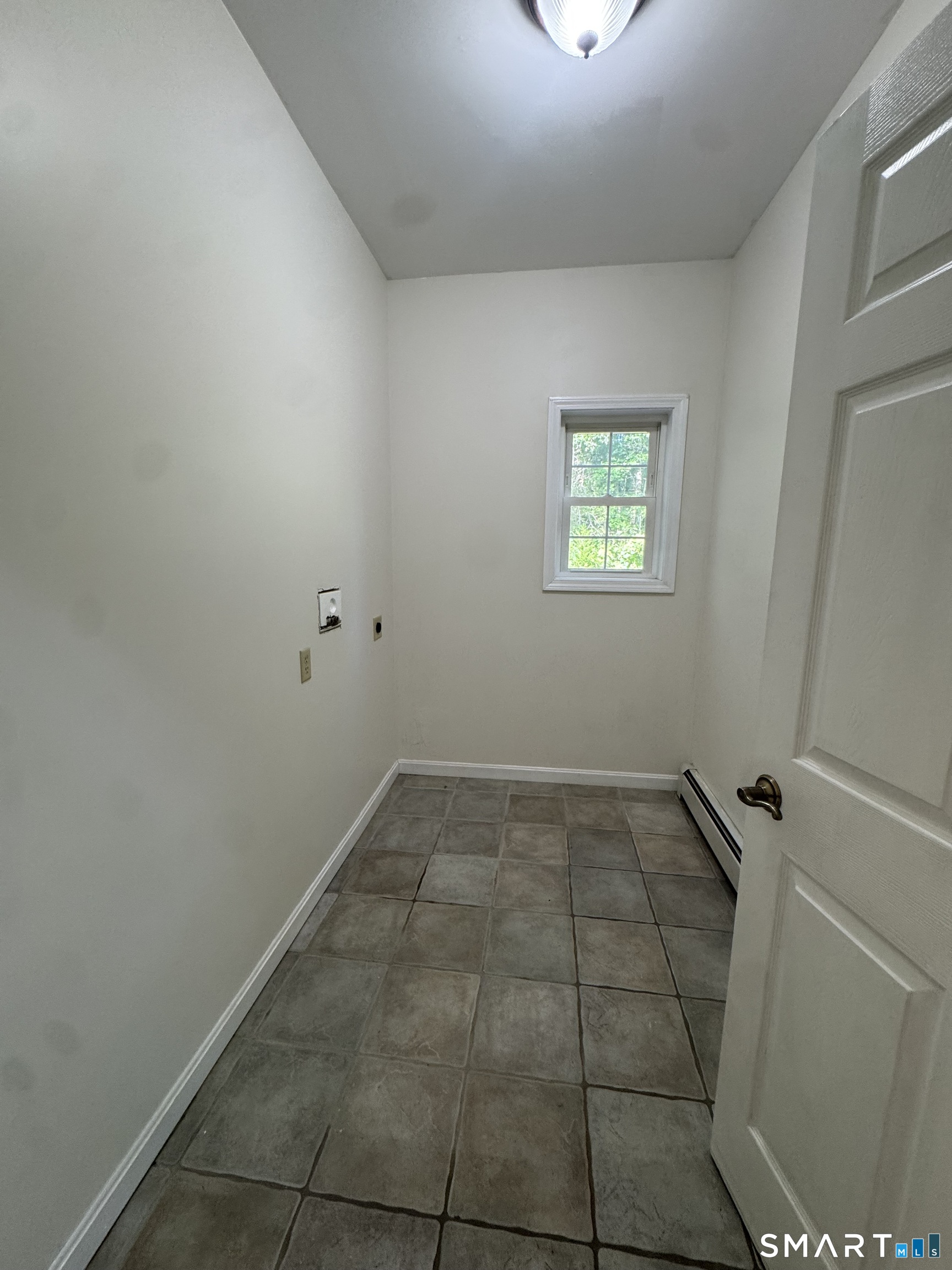 52 Middle Road, Poquetanuck, Preston, CT 06365