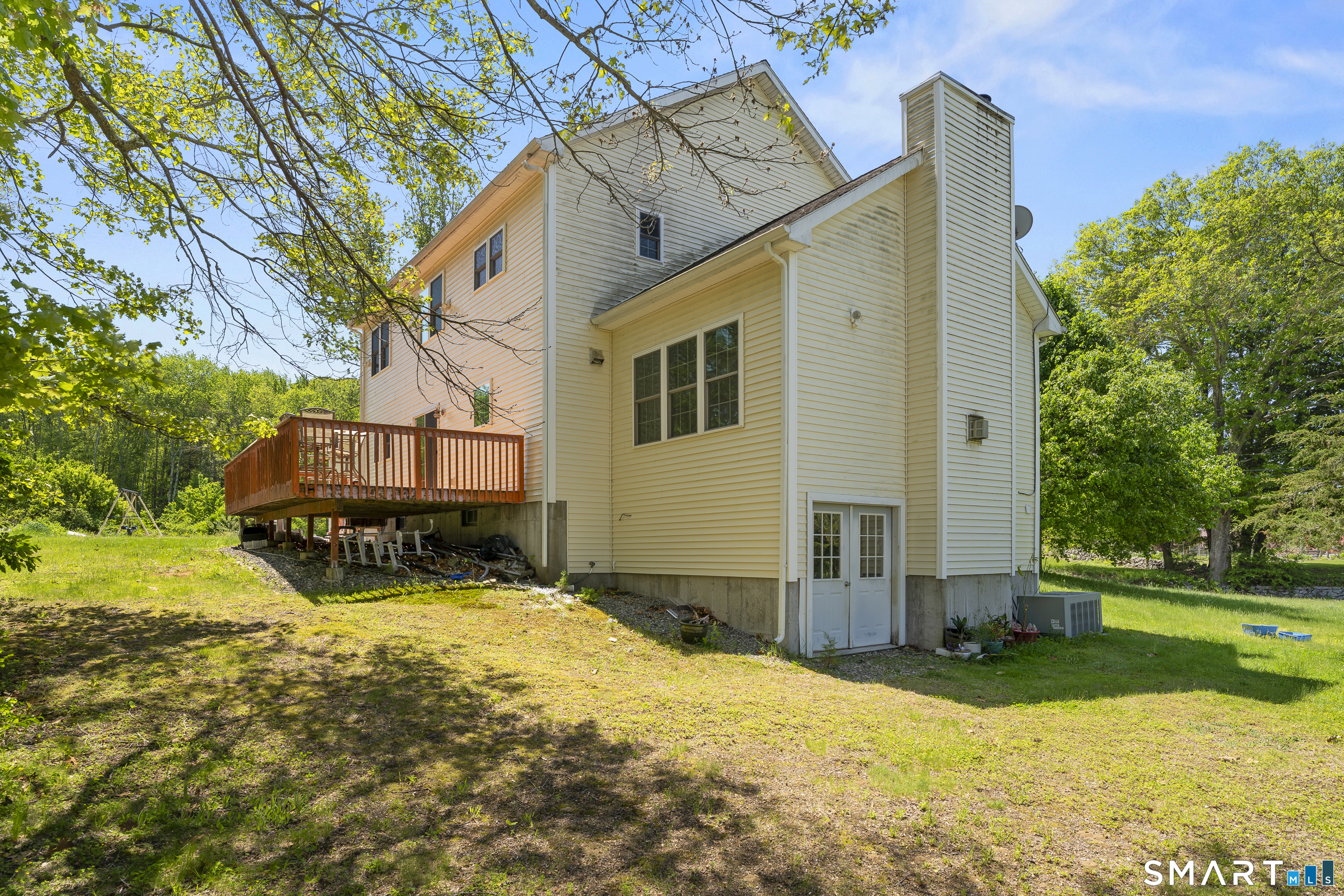 52 Middle Road, Poquetanuck, Preston, CT 06365