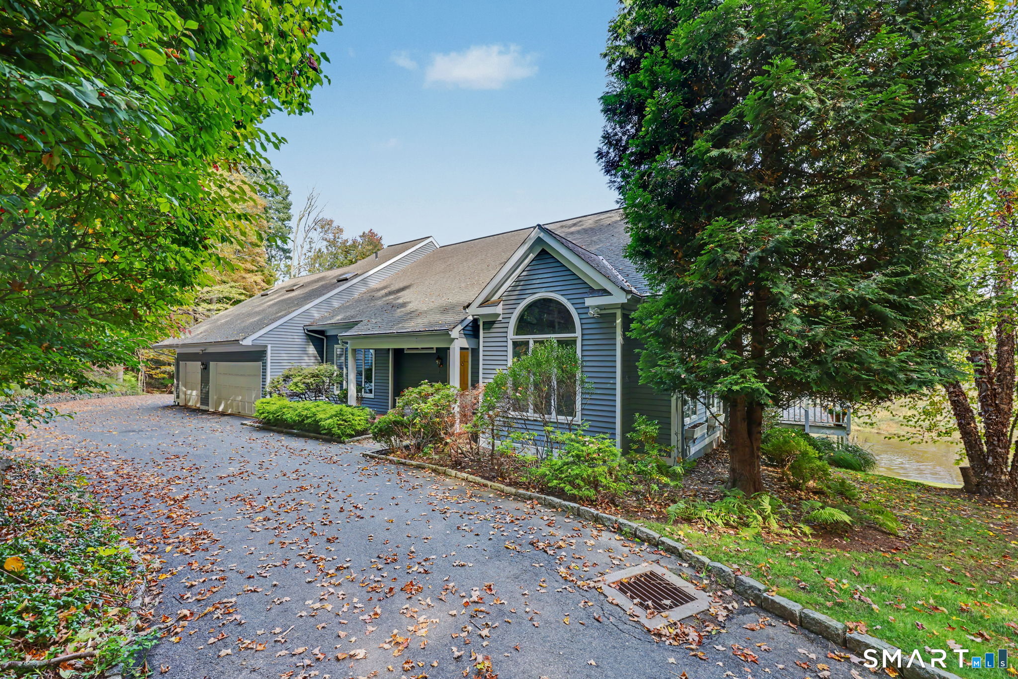 Photo 1 of Single family home for sale at 28 Mead Ridge Rd, Ridgefield, CT 06877 | MLS# 24197938 | Listing updated on 2026-10-09