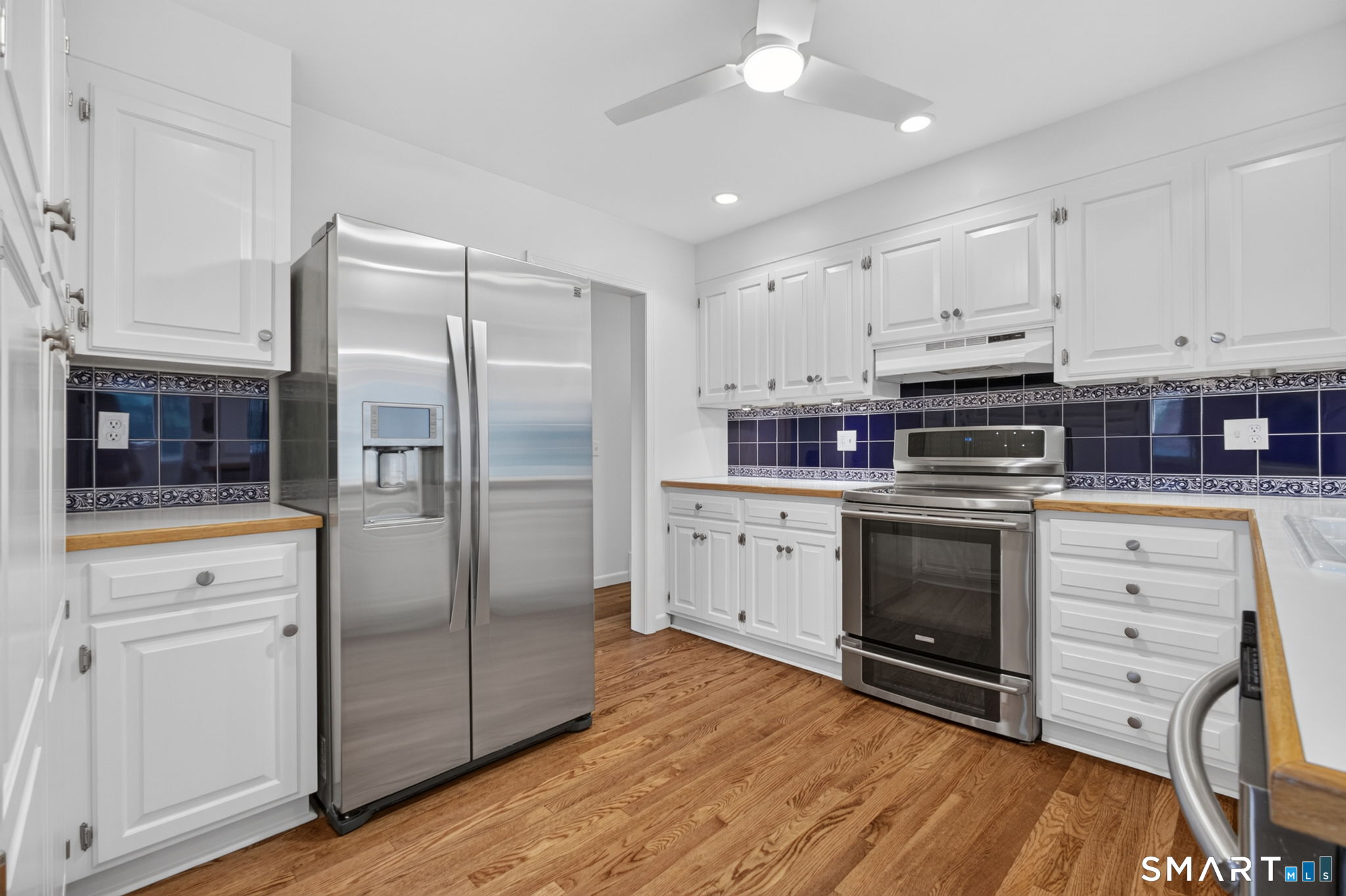 Mystic, Groton, CT 06355