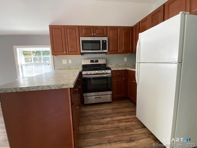 Foto 8 de Renta en 222 Judd Road, Easton, CT — $2,400/mes
