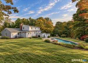87 Giles Hill, Redding