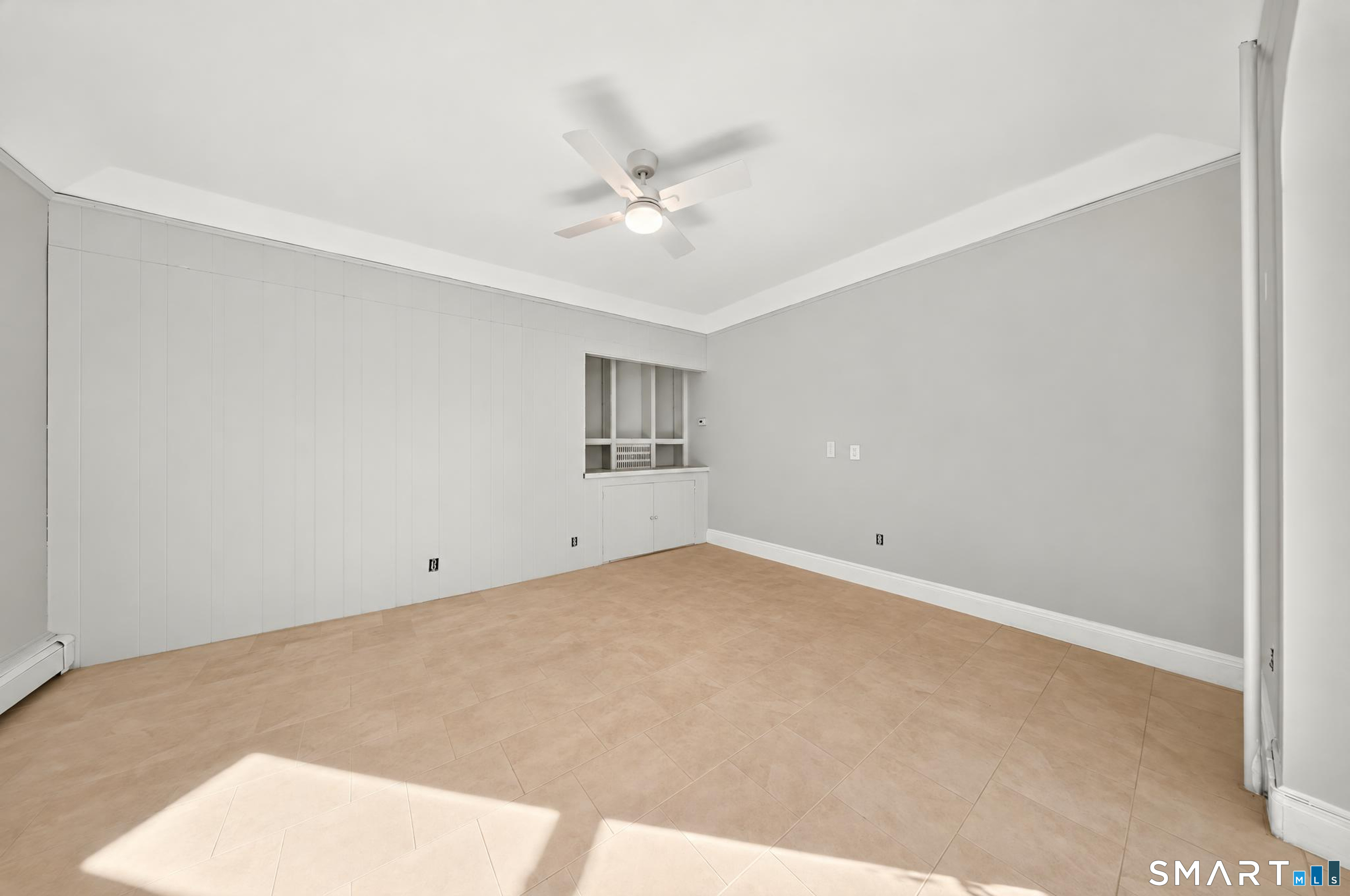 Foto 6 de Apartamento en renta en 274 Park Street #1, Bridgeport, CT — $1,900/mes