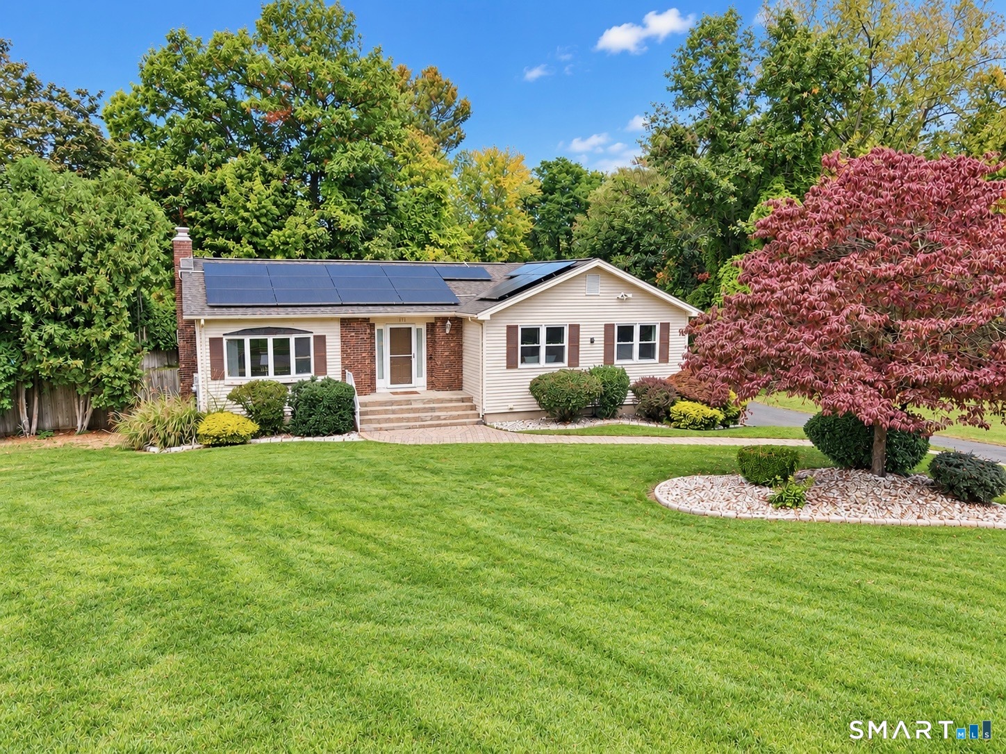 Photo 1 of Single family home for sale at 115 Kingston Dr, East Hartford, CT 06118 | MLS# 24211784 | Listing updated on 2026-10-05