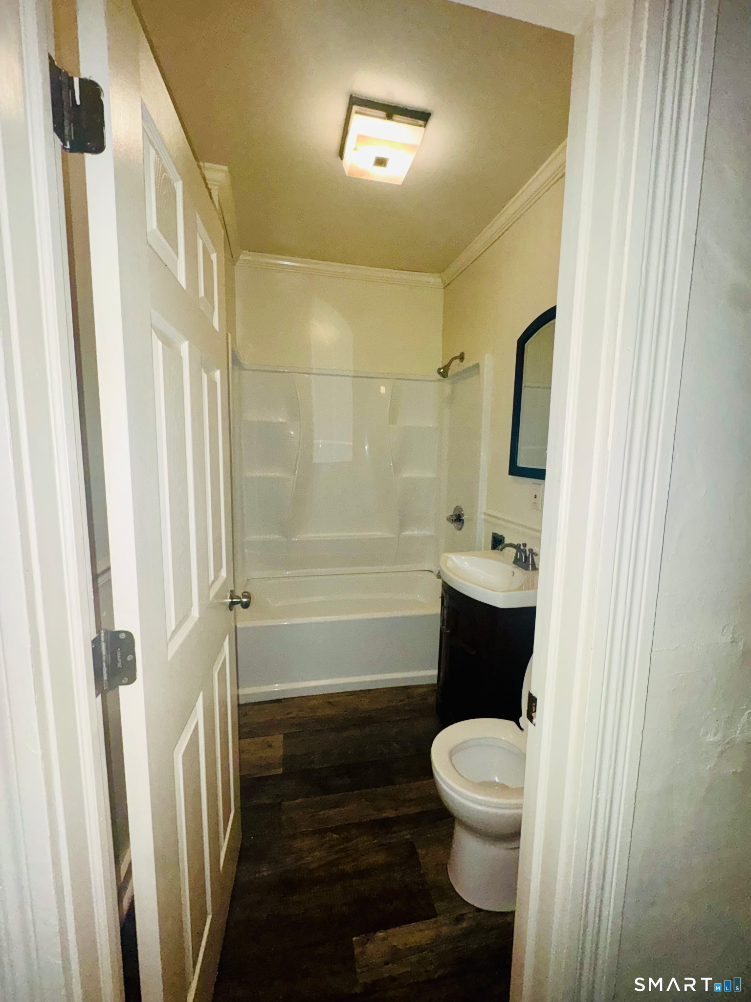 Foto 7 de Apartamento en renta en 962 Howard Avenue, Bridgeport, CT — $2,300/mes