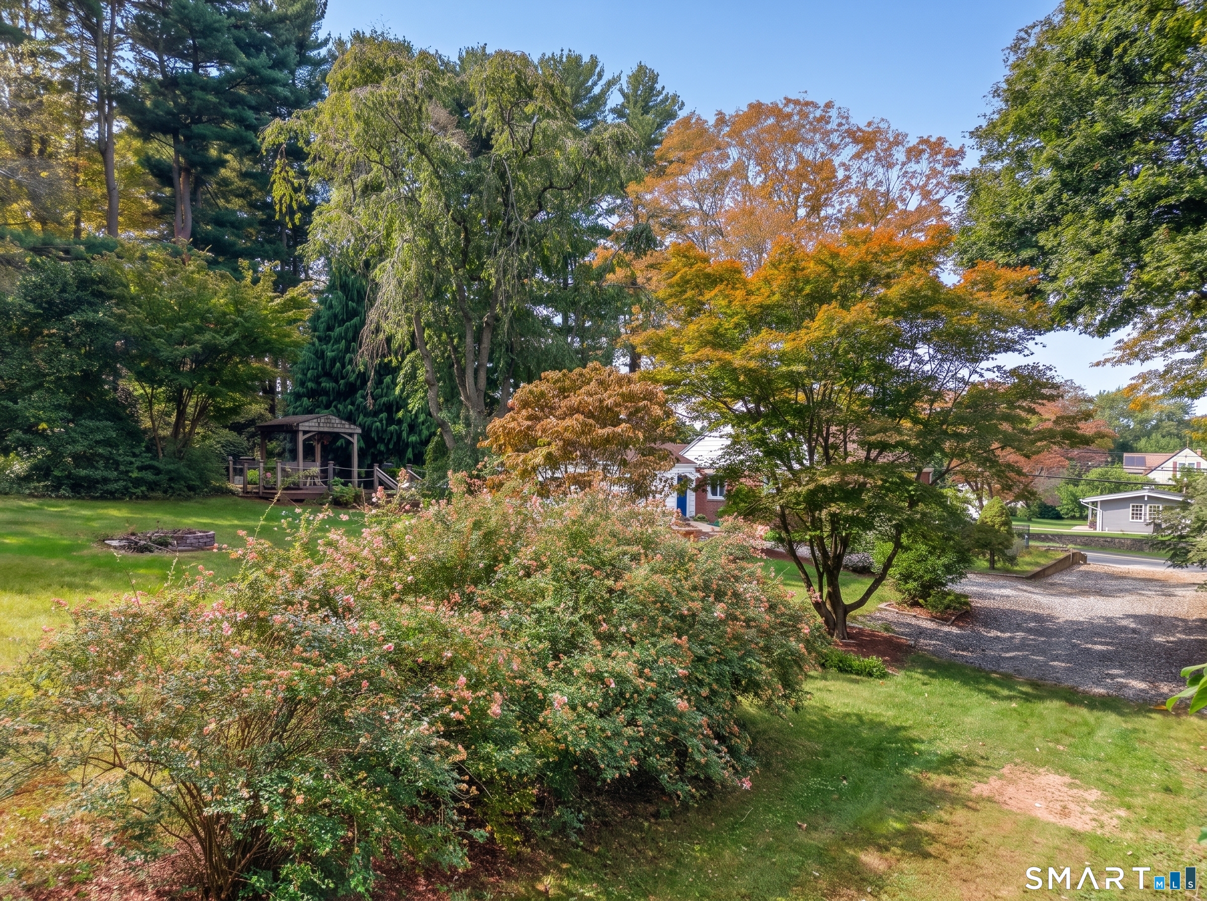 45 Lathrop Road, Quaker Hill, Waterford, CT 06375