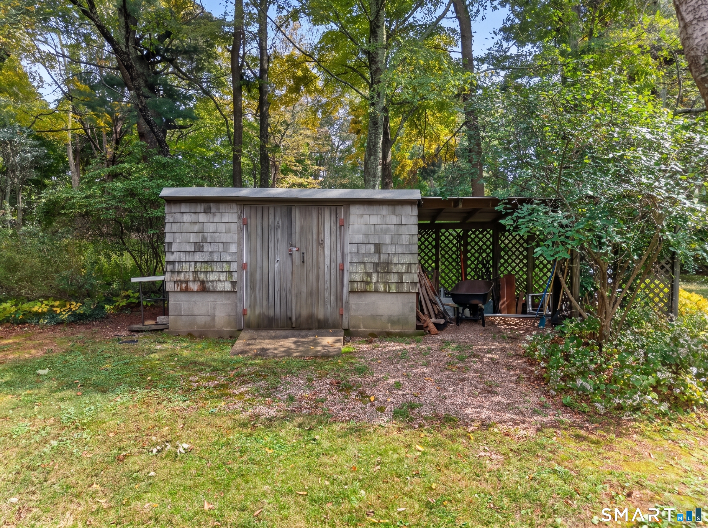 45 Lathrop Road, Quaker Hill, Waterford, CT 06375