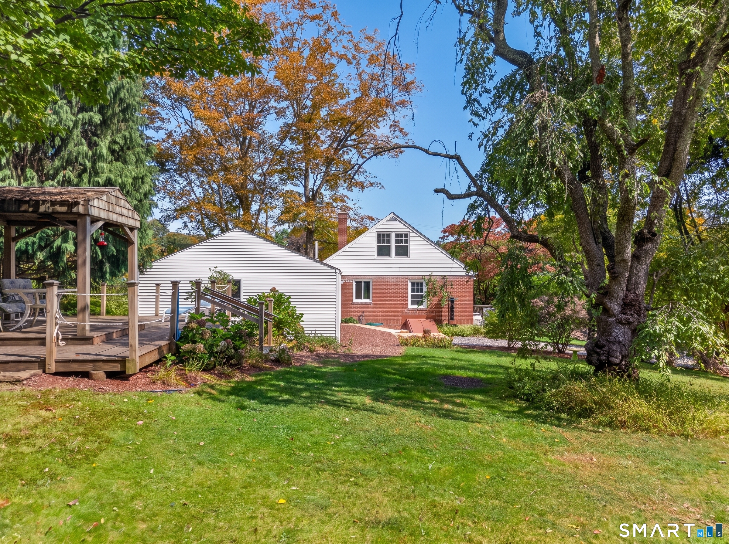 45 Lathrop Road, Quaker Hill, Waterford, CT 06375