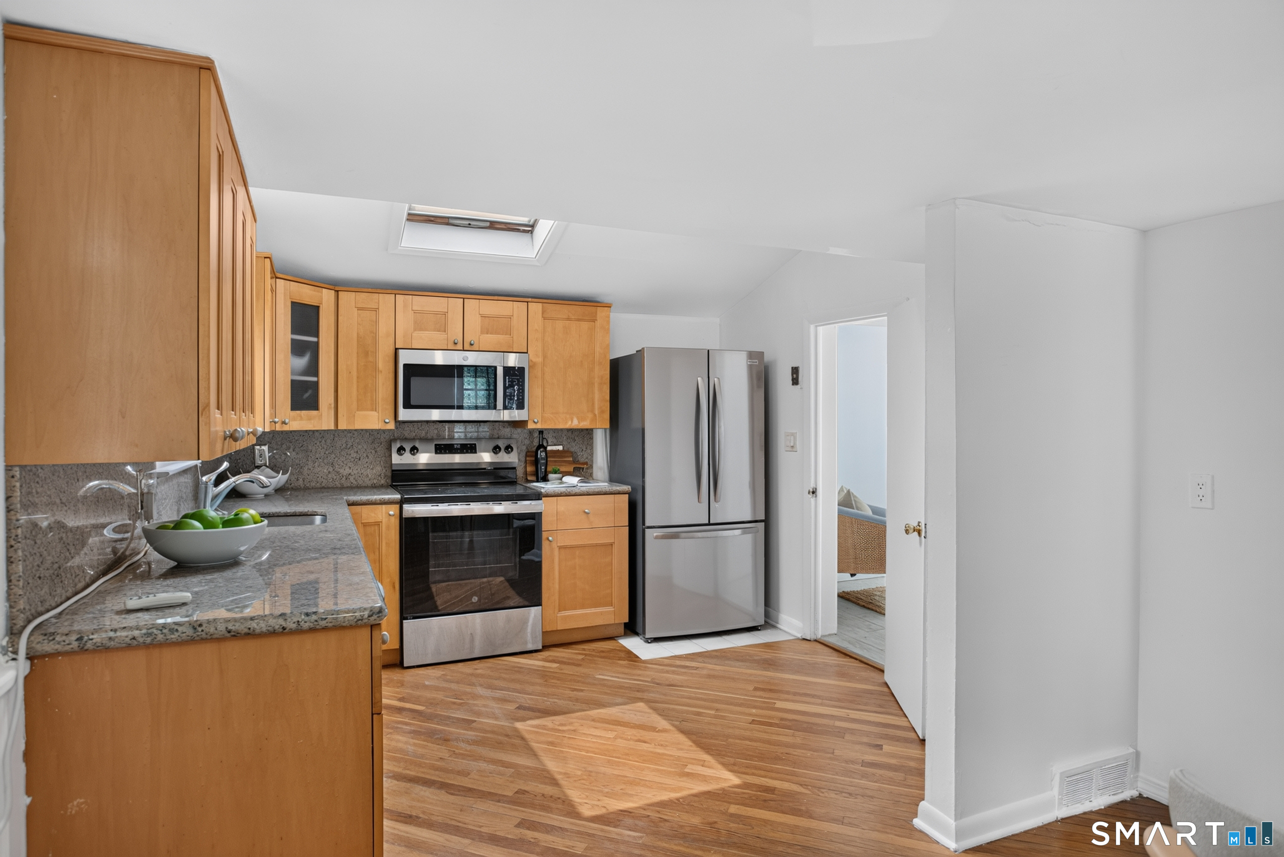 Foto 7 de Casa en renta en 3 Madeline Avenue, Westport, CT — $3,900/mes