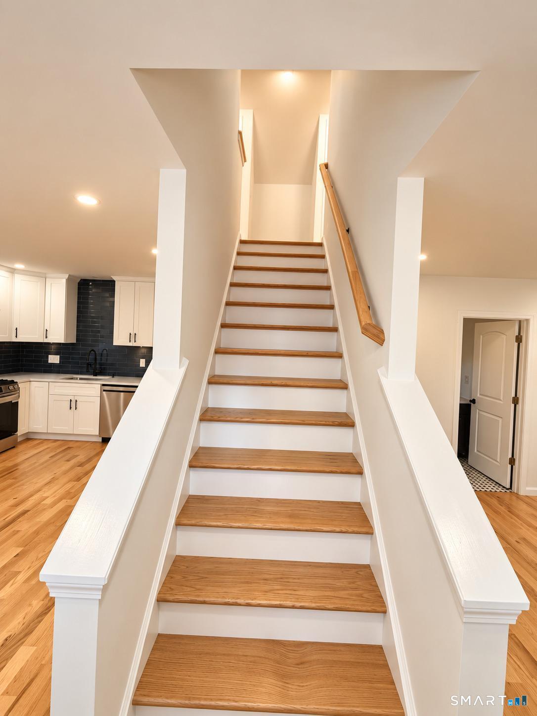 Foto 6 de Casa en renta en 270 Wells Street #Rear, Bridgeport, CT — $2,800/mes
