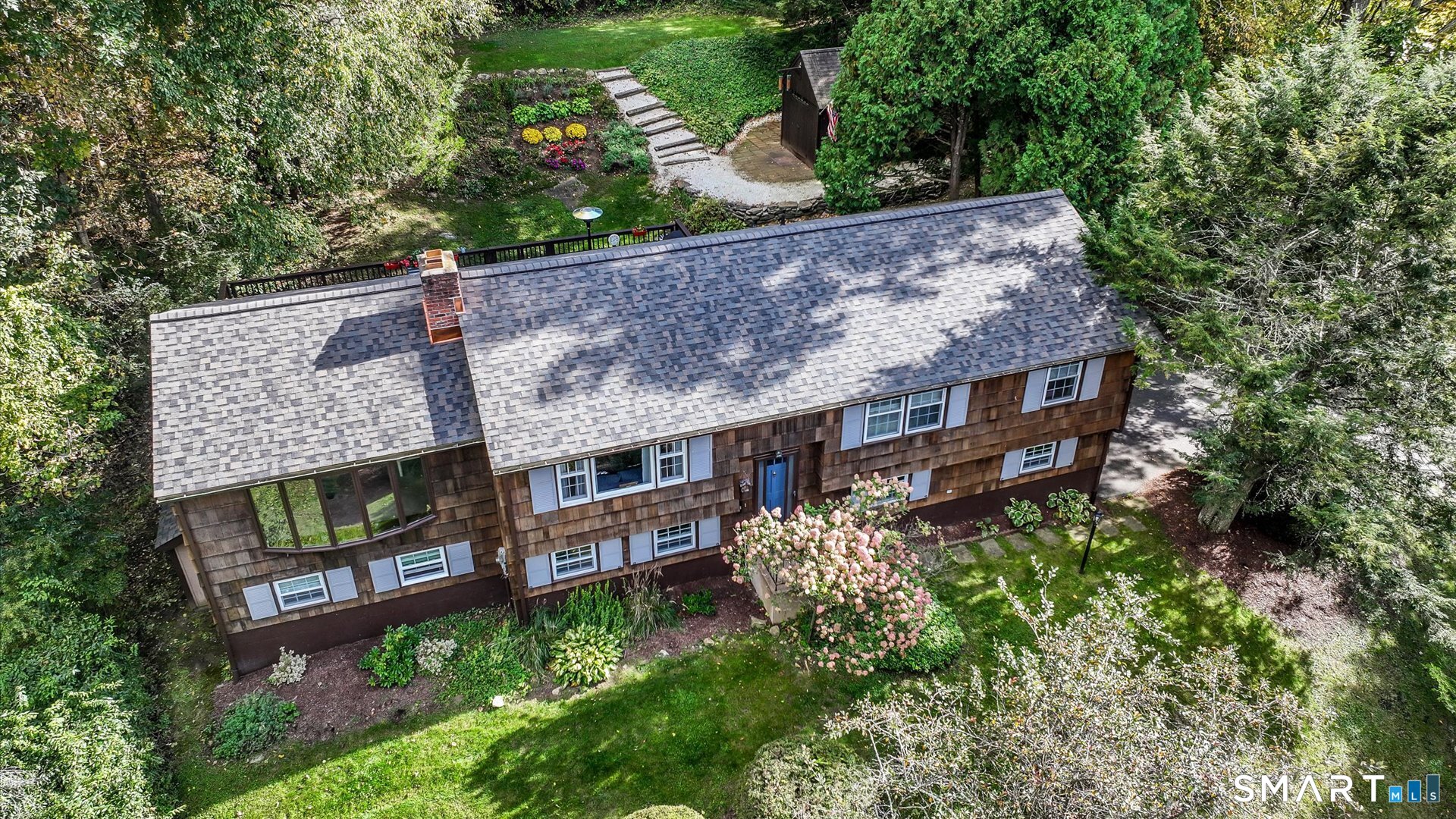Photo 1 of Single family home for sale at 10 Old Lantern Rd, New Milford, CT 06776 | MLS# 24210562 | Listing updated on 2026-10-06