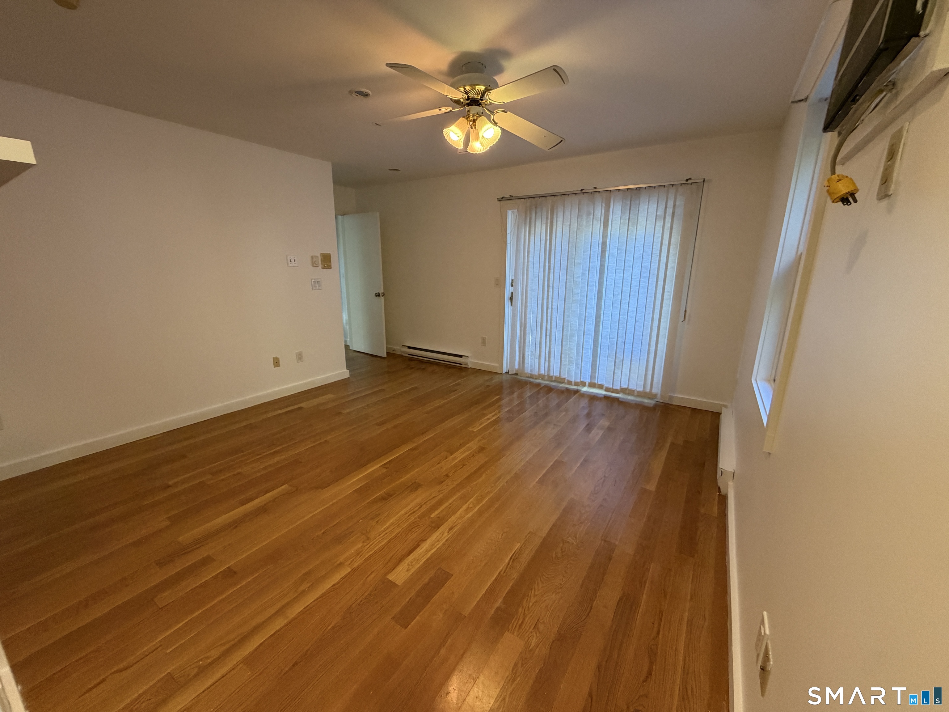 Foto 9 de Casa en renta en 145 Nashville Road, Bethel, CT — $4,200/mes