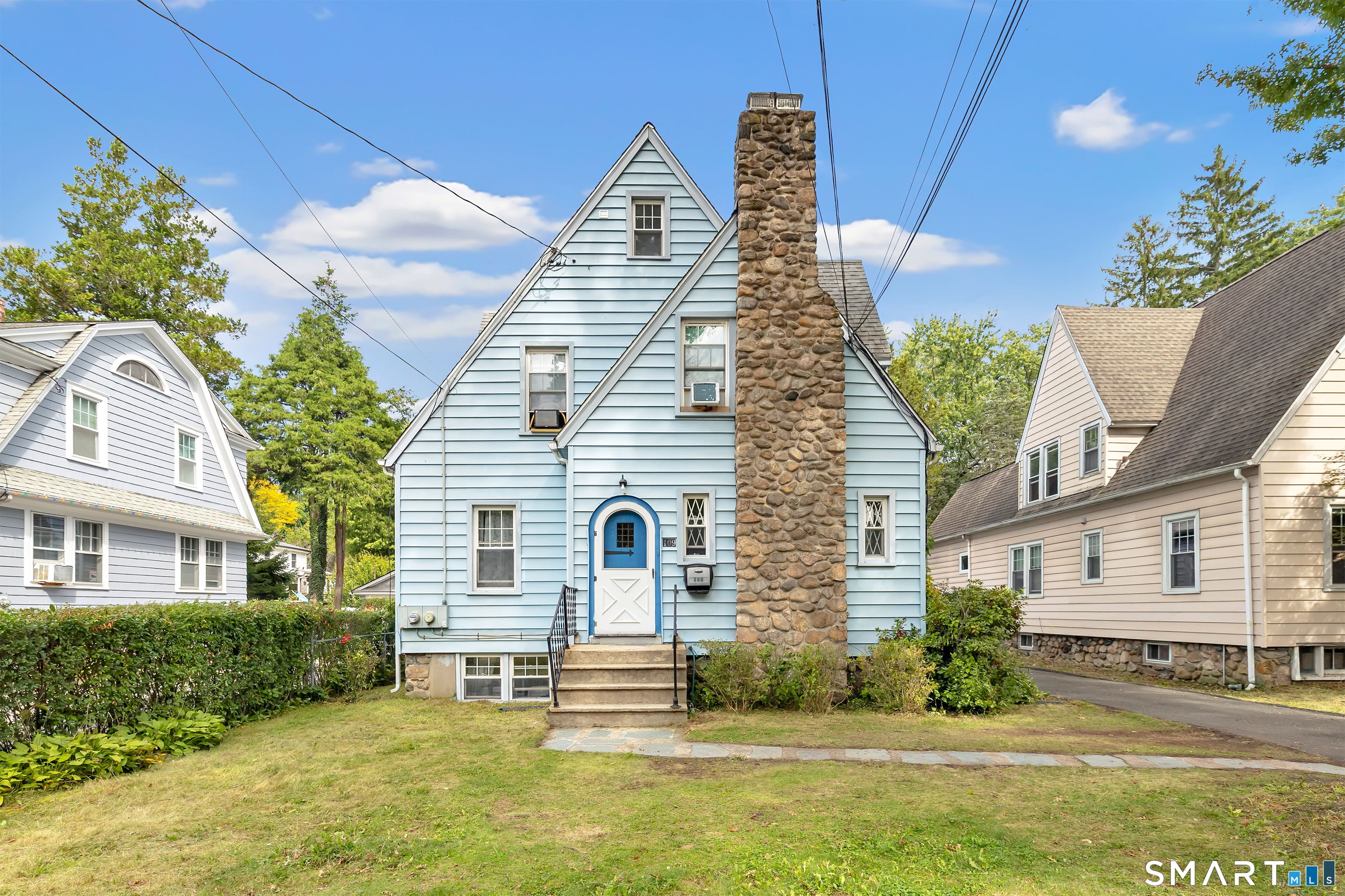 Photo 1 of Multi family home for sale at 109 Oaklawn Ave, Stamford, CT 06905 | MLS# 24212226 | Listing updated on 2026-10-08