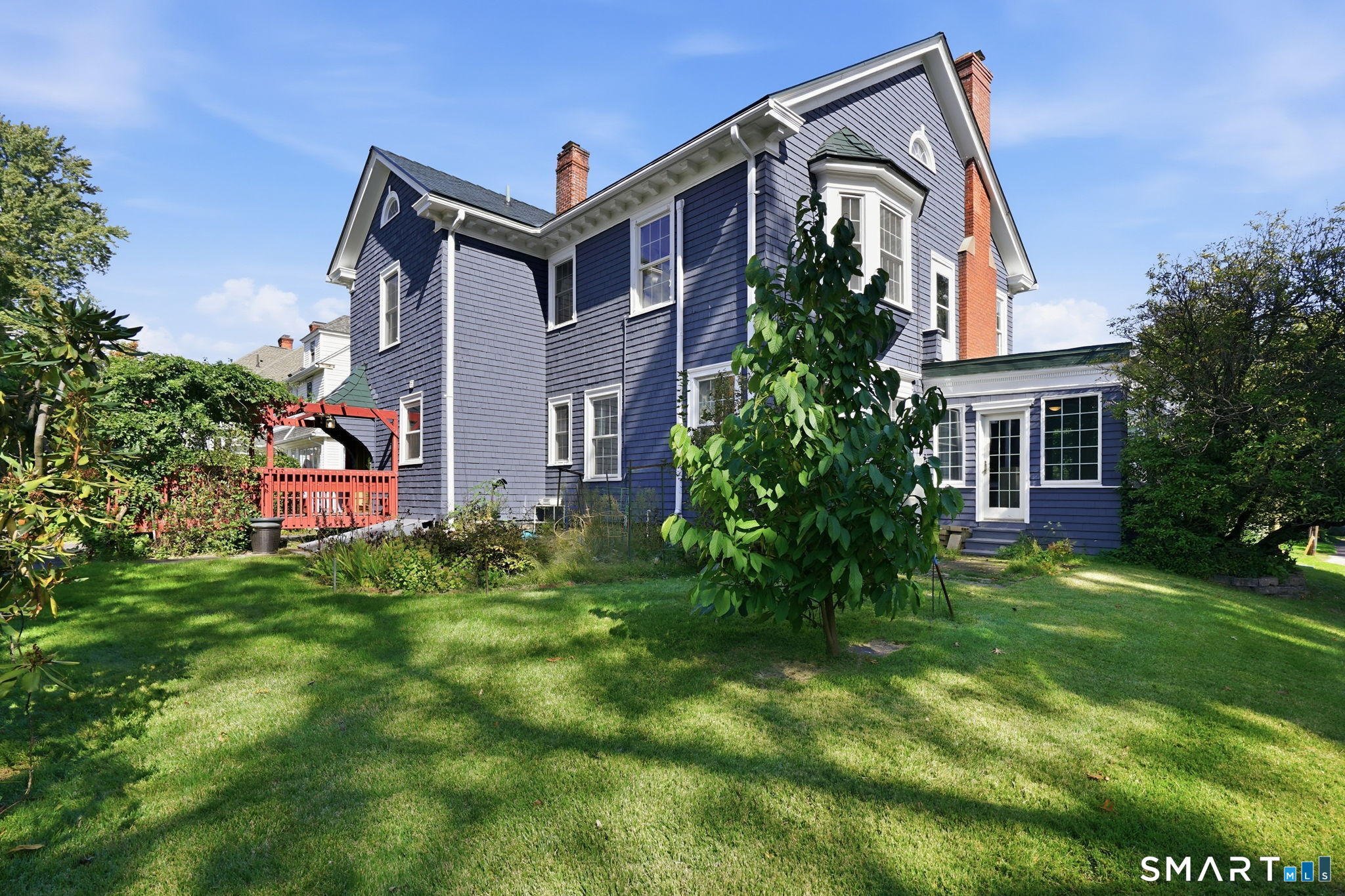 Photo 3 of Single family home for sale at 15 Beverly Rd, West Hartford, CT 06119 | MLS# 24210571 | Listing updated on 2026-10-06