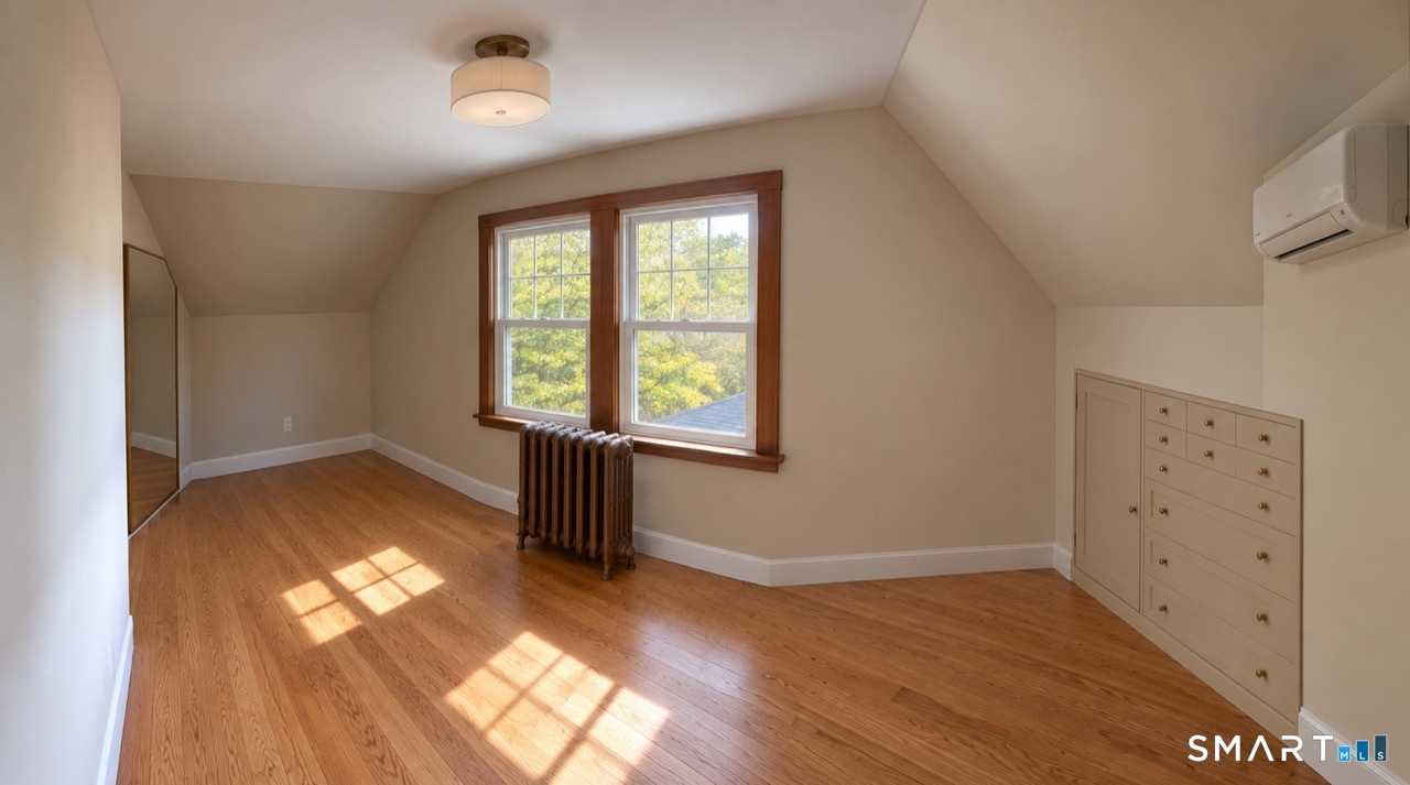 Photo 2 of Single family home for sale at 314 Porter Ave, Middlebury, CT 06762 | MLS# 24209861 | Listing updated on 2026-10-06