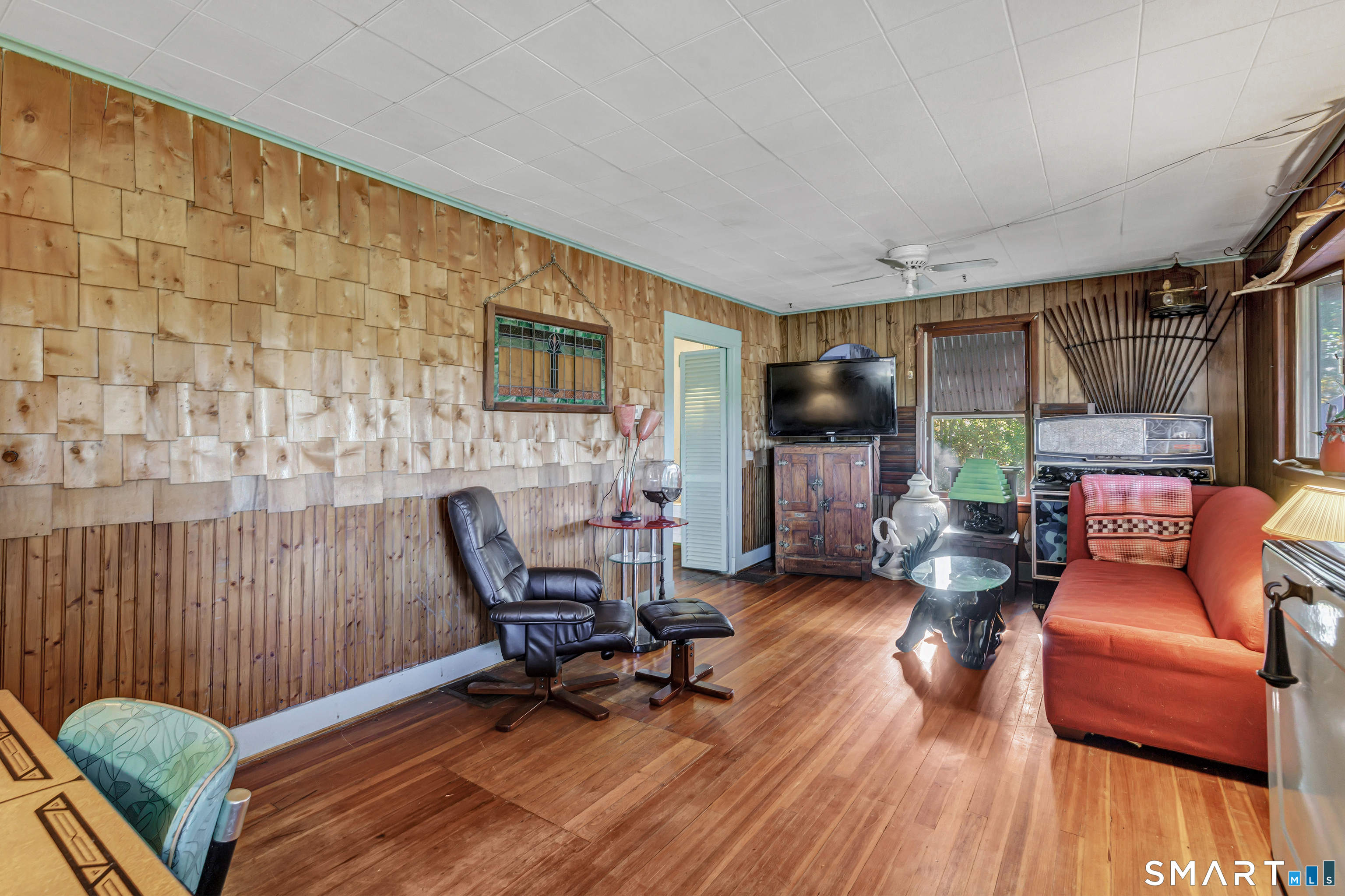 Main Floor - Living Room