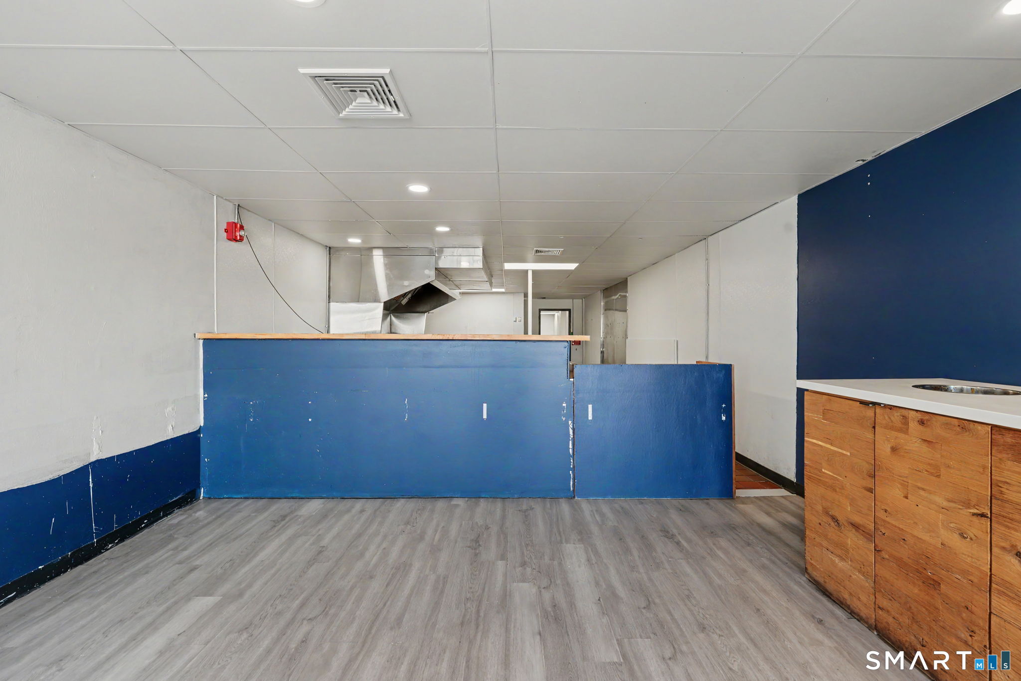 Foto 7 de Local comercial en renta en 236 East Avenue, Norwalk, CT — $3,000/mes