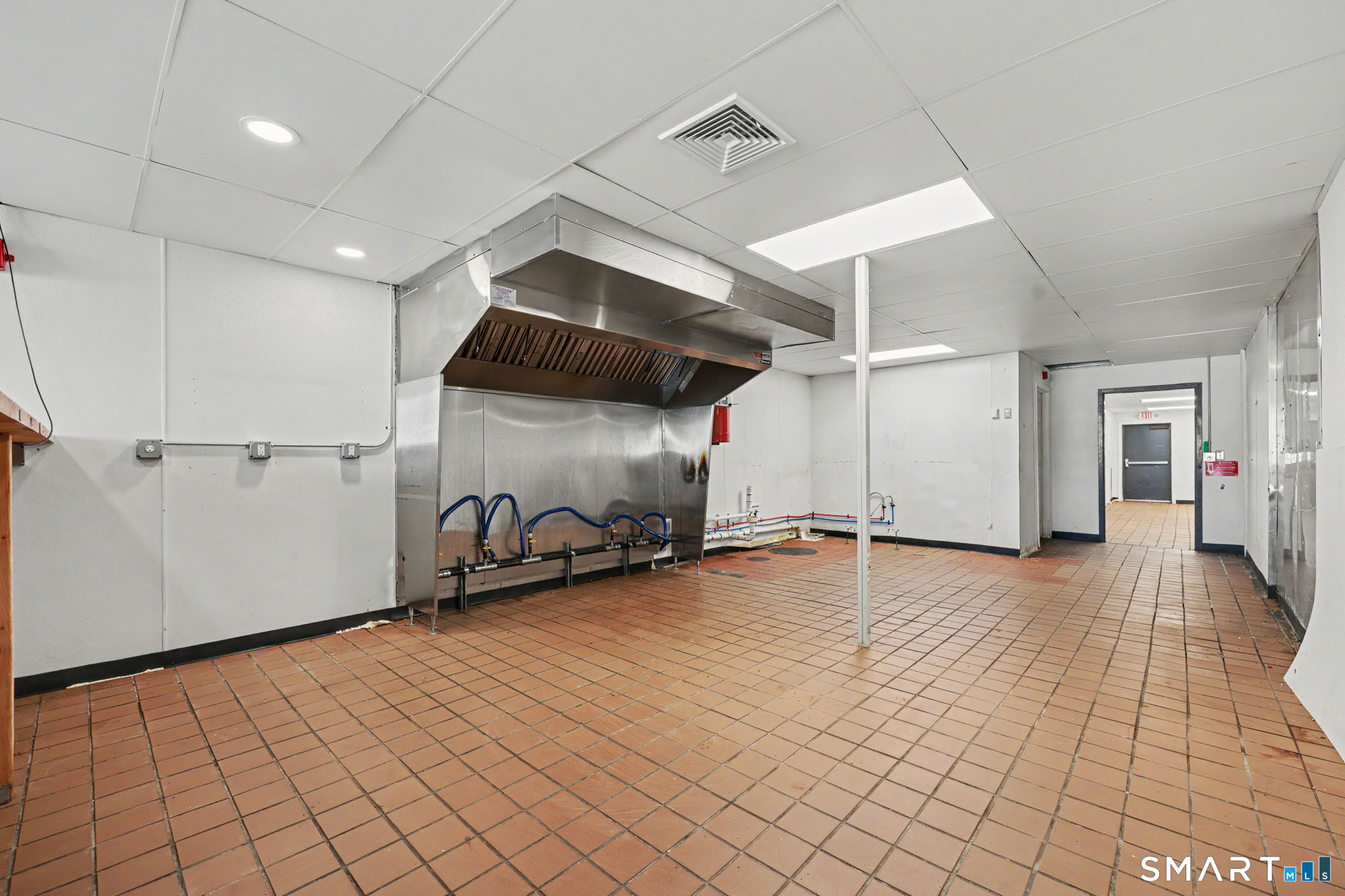 236 East Avenue photo 13