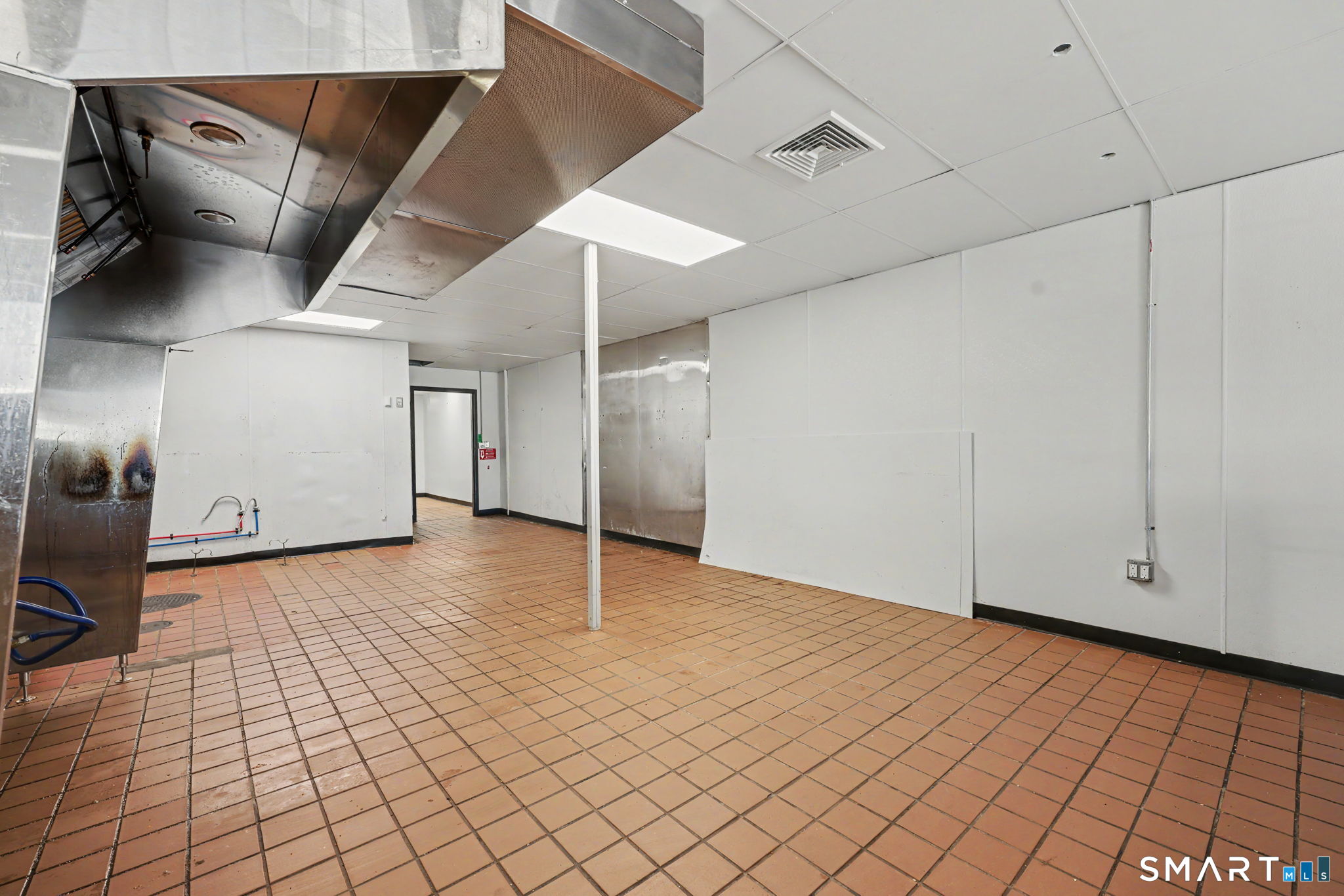 236 East Avenue photo 14