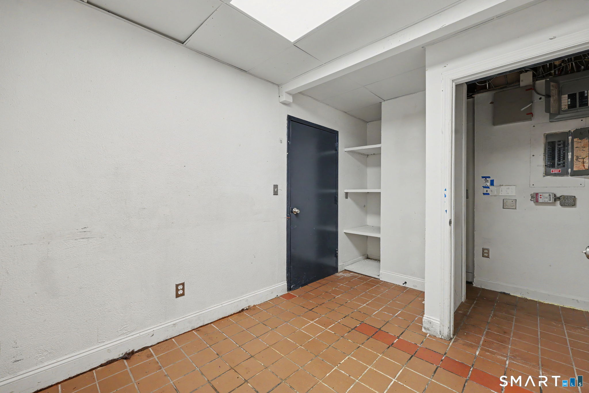 236 East Avenue photo 20