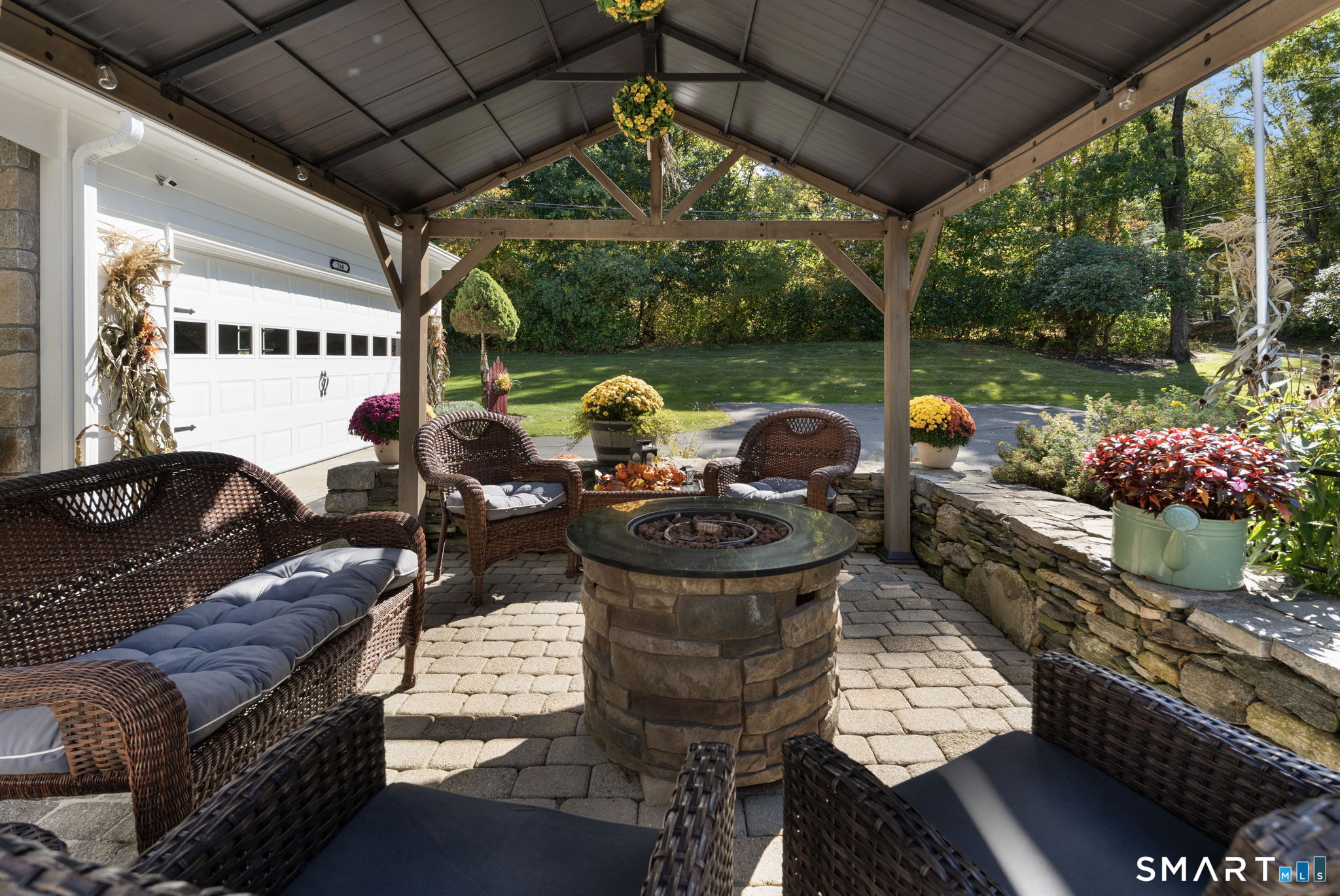 266 Heritage Road photo 35