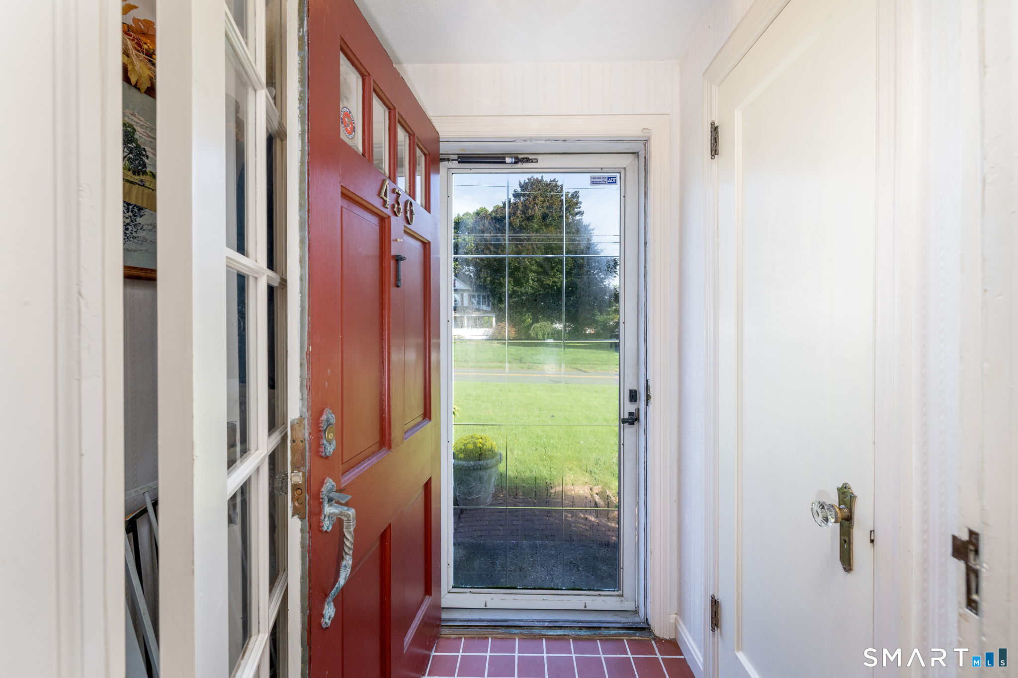 Photo 3 of Single family home for sale at 430 Prospect St, Wethersfield, CT 06109 | MLS# 24212232 | Listing updated on 2026-10-08