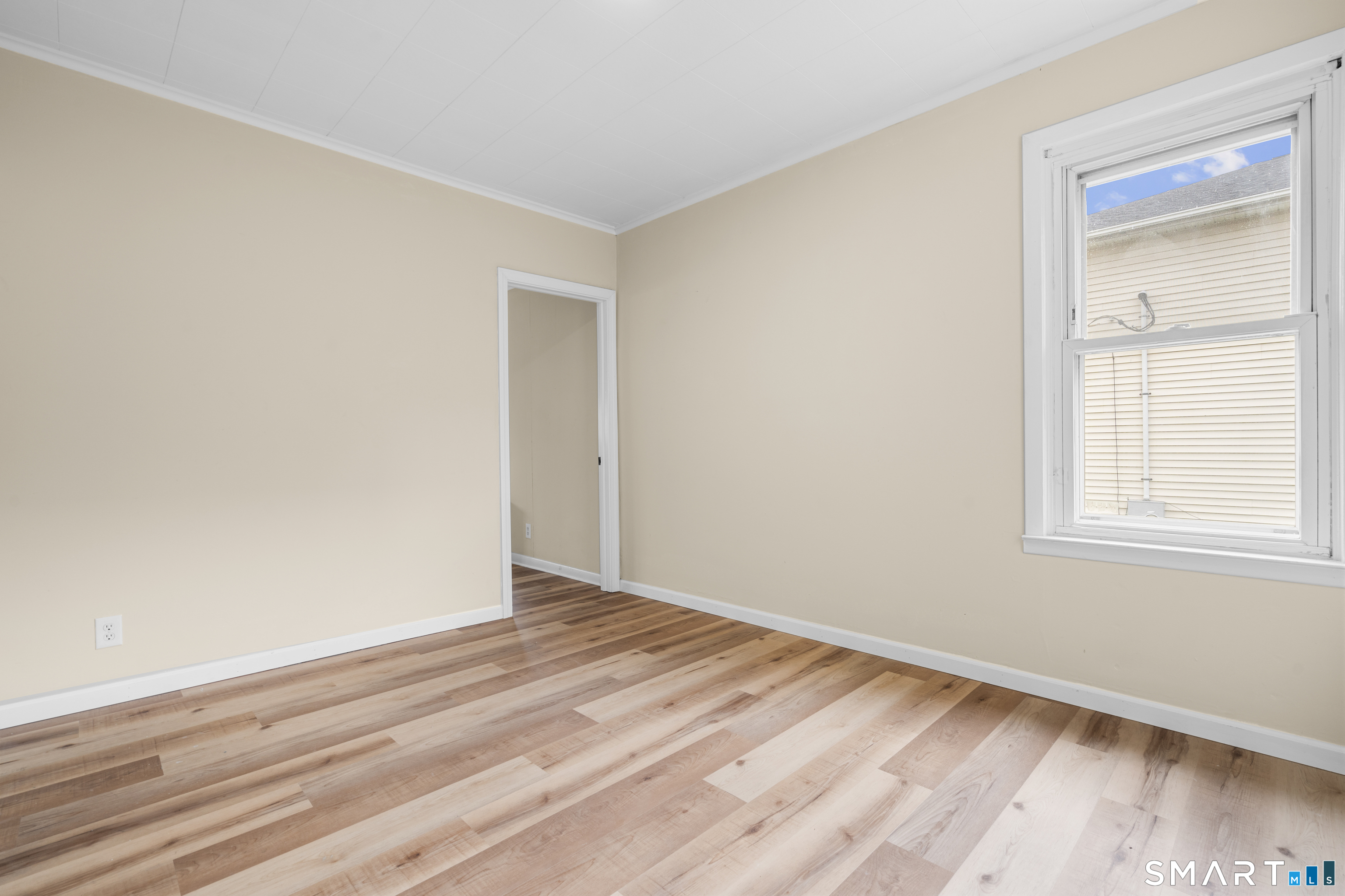 72 New Haven Avenue photo 16