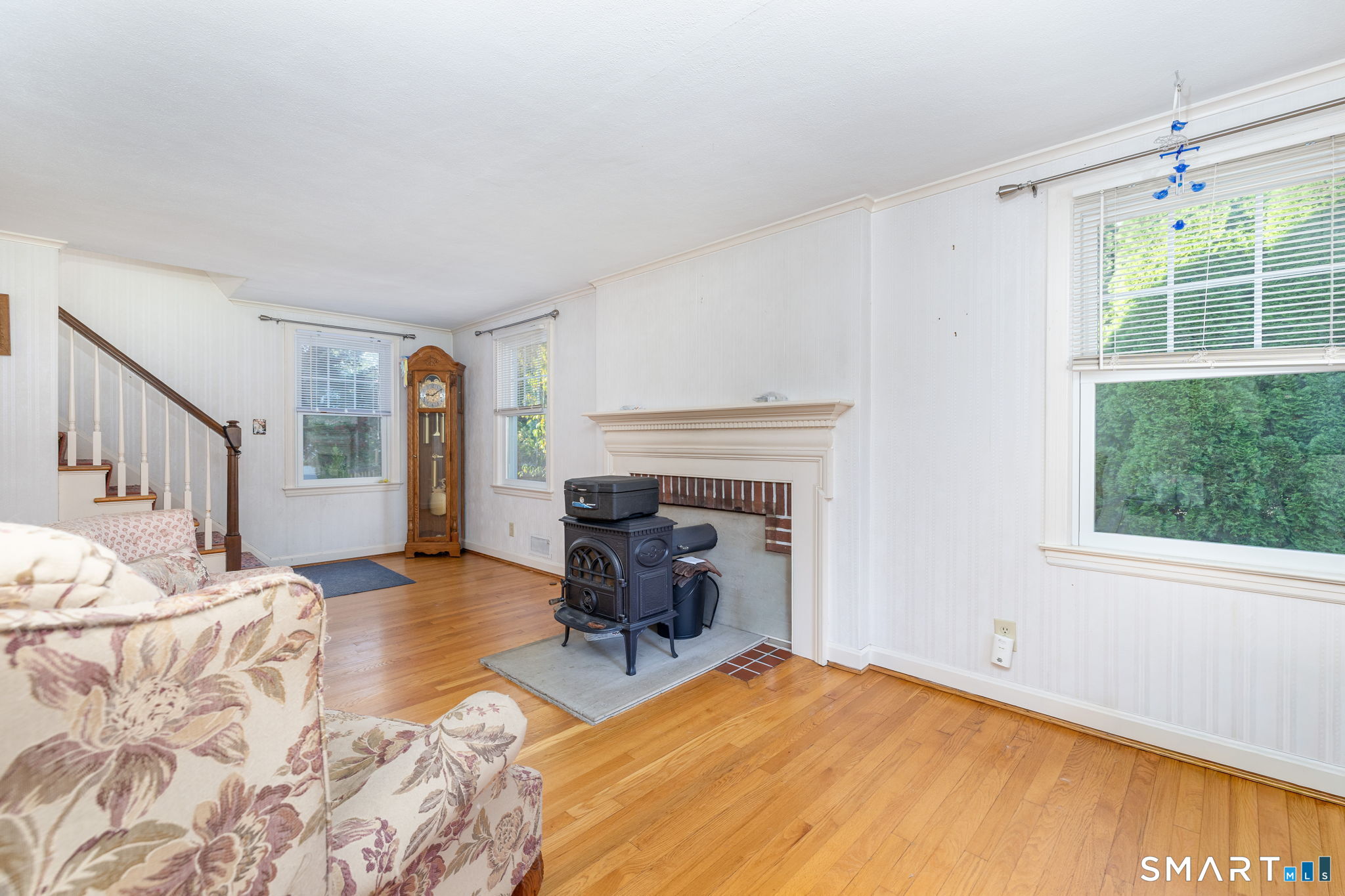 Photo 4 of Single family home for sale at 430 Prospect St, Wethersfield, CT 06109 | MLS# 24212232 | Listing updated on 2026-10-08