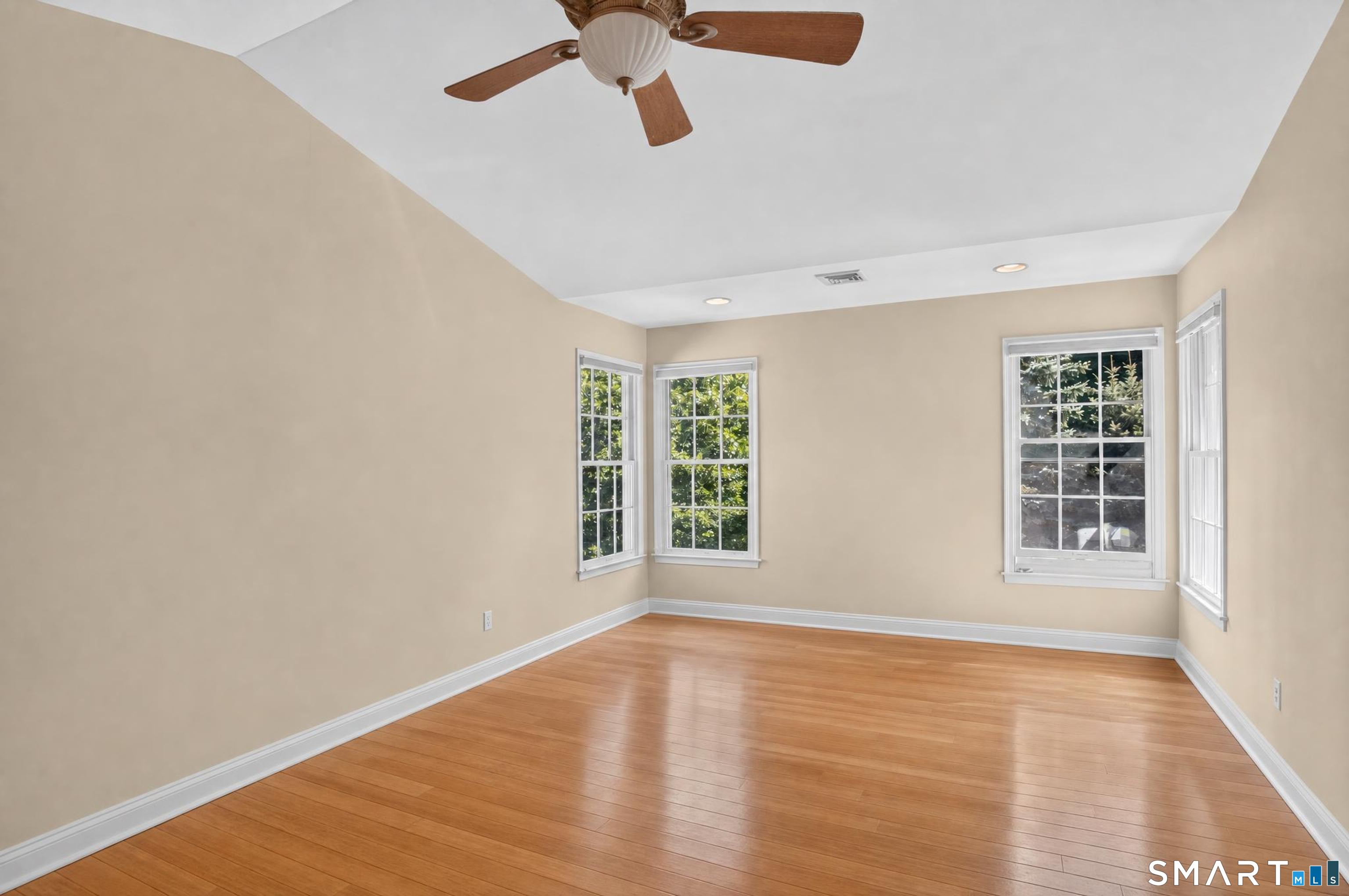 17 Regency, Unit 17 photo 17