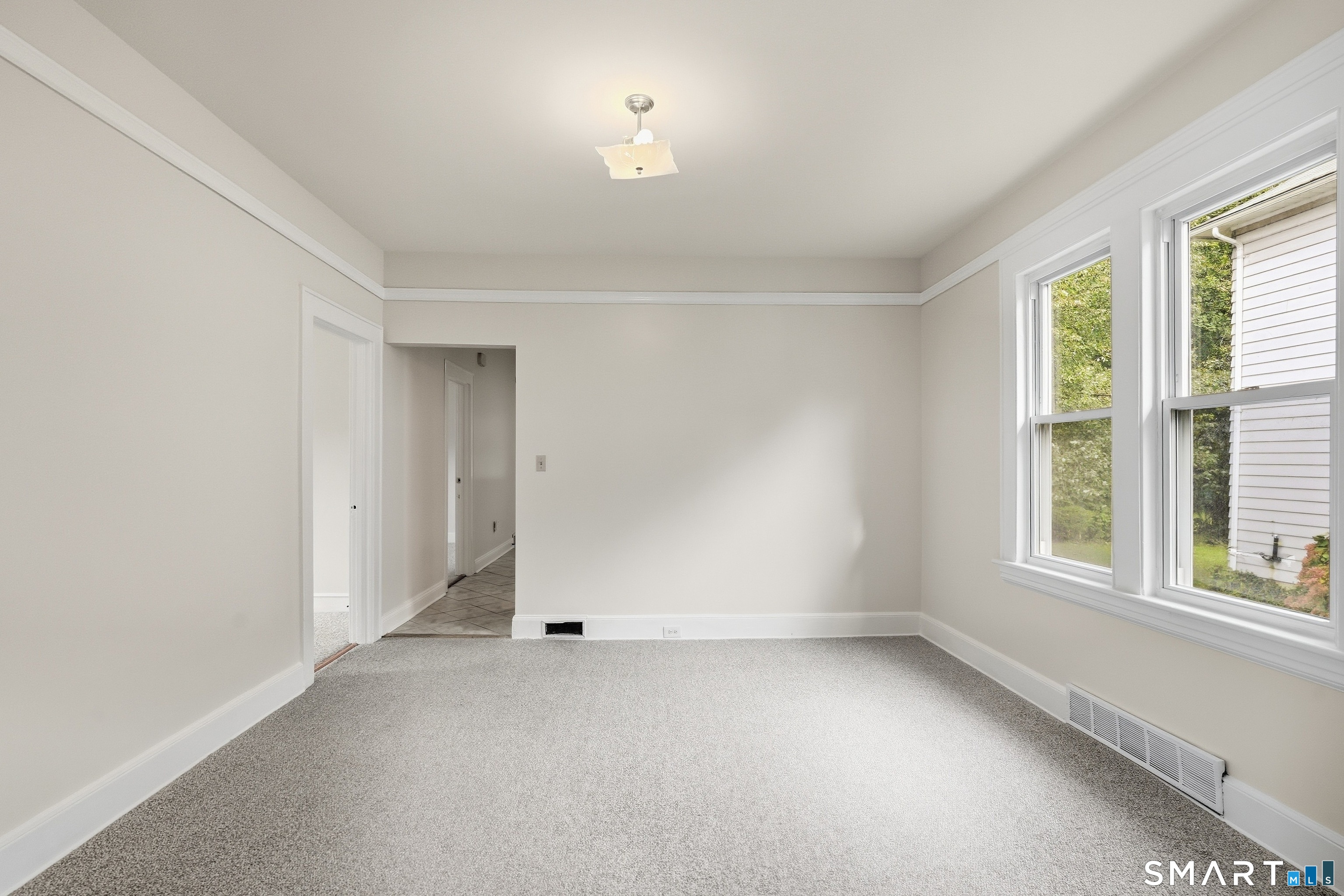 Foto 9 de Apartamento en renta en 144 Flushing Avenue, Fairfield, CT — $3,000/mes