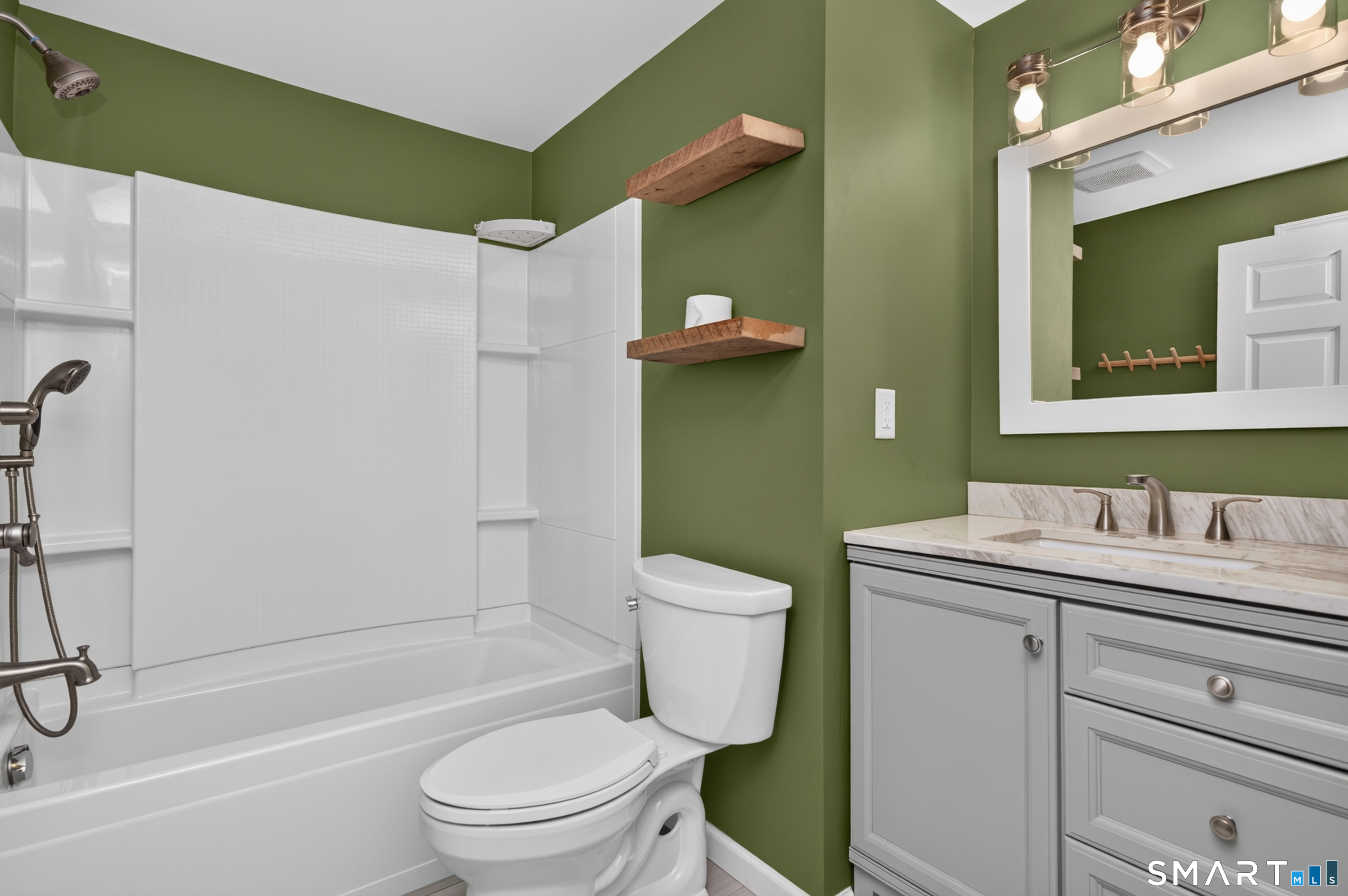 114 Forest Drive photo 20