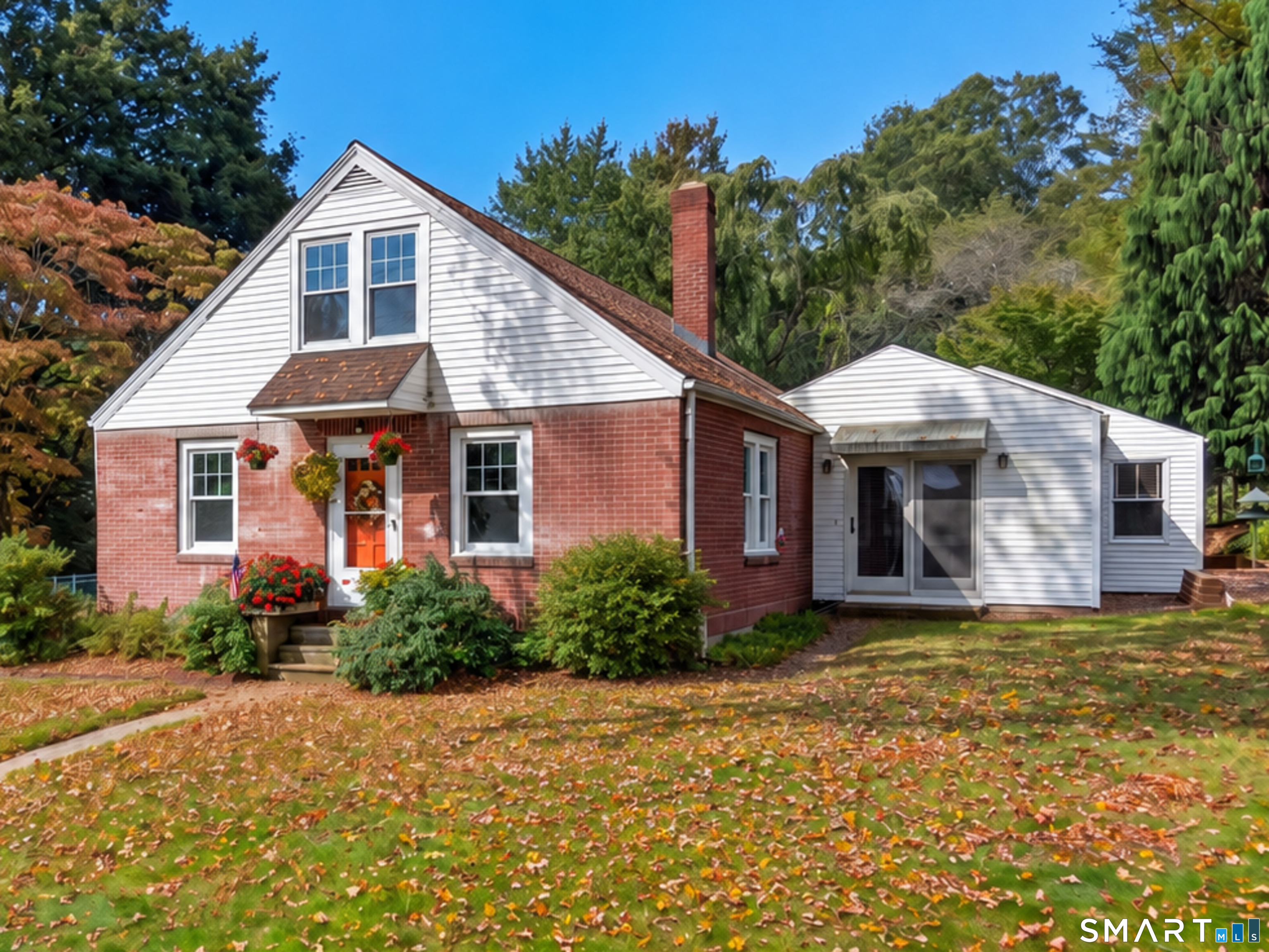 45 Lathrop Road, Quaker Hill, Waterford, CT 06375