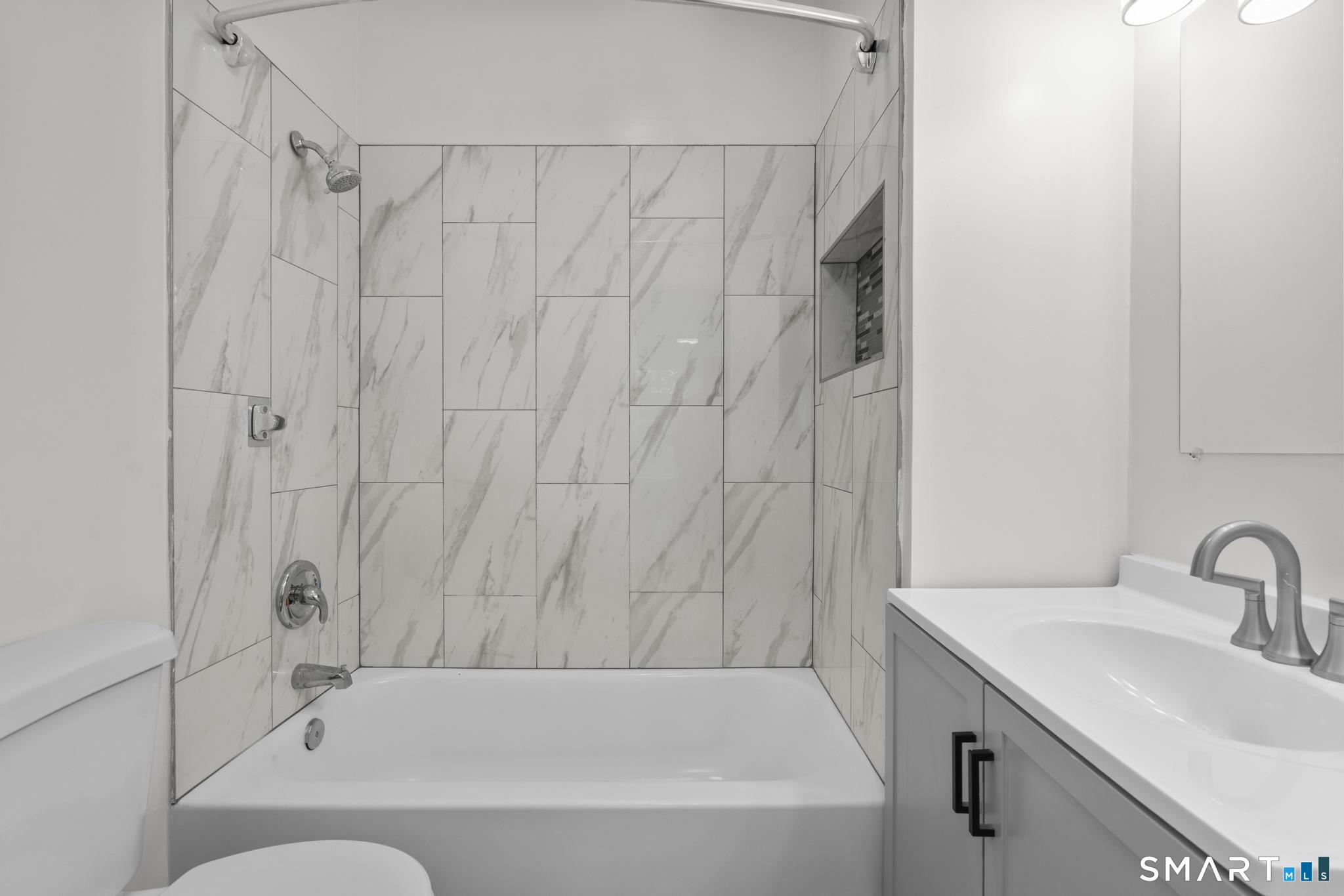 57 Shelton Avenue photo 12