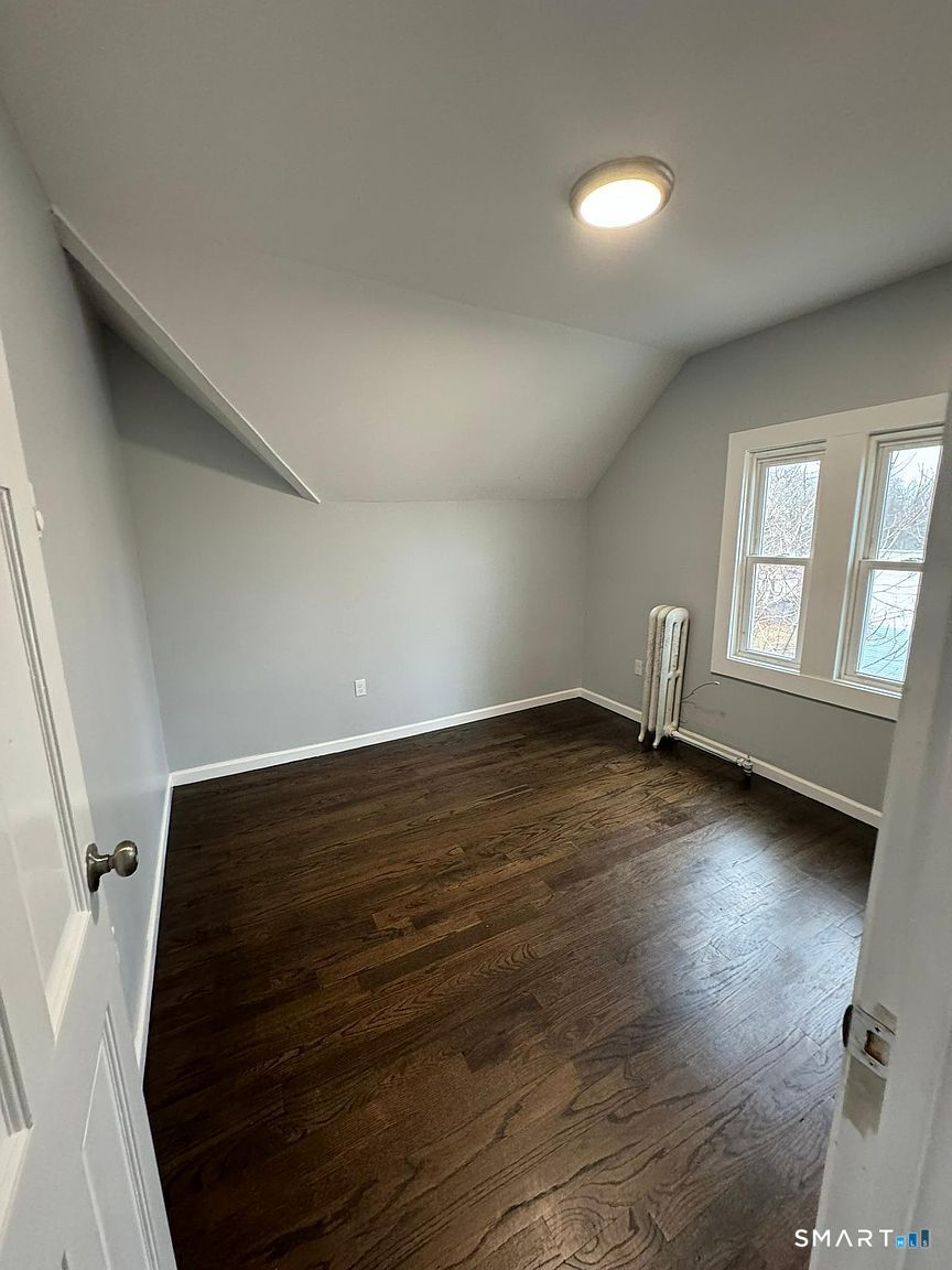 57 Shelton Avenue photo 22