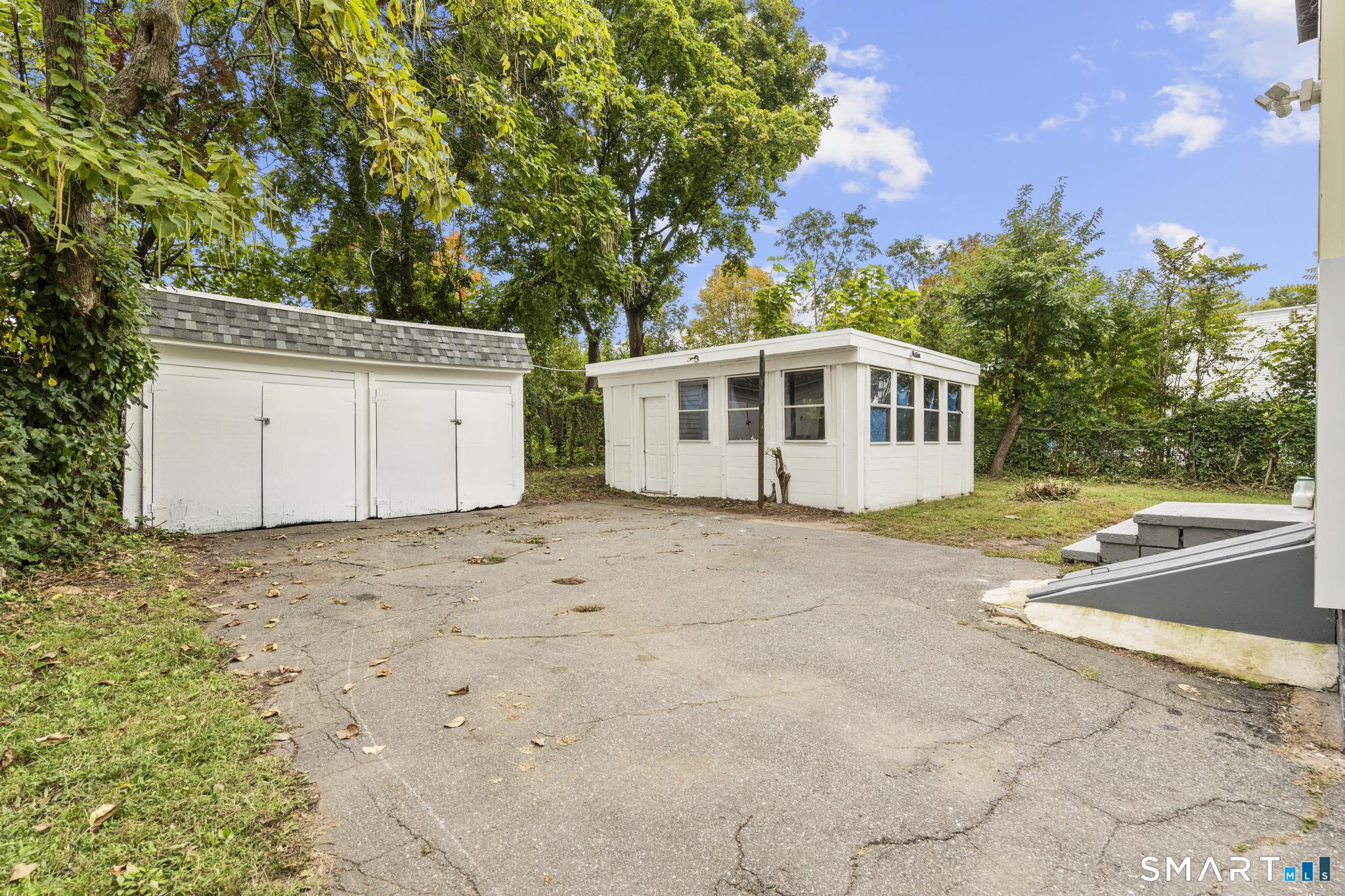 57 Shelton Avenue photo 25