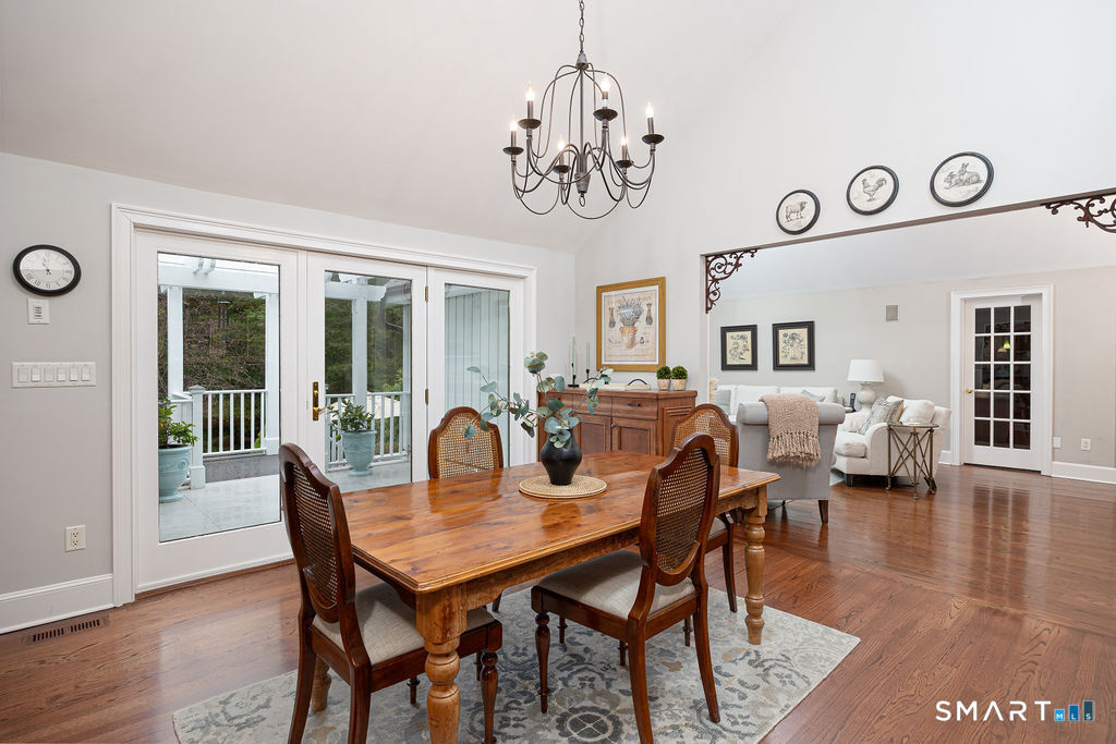 64 Huckleberry Hollow photo 12