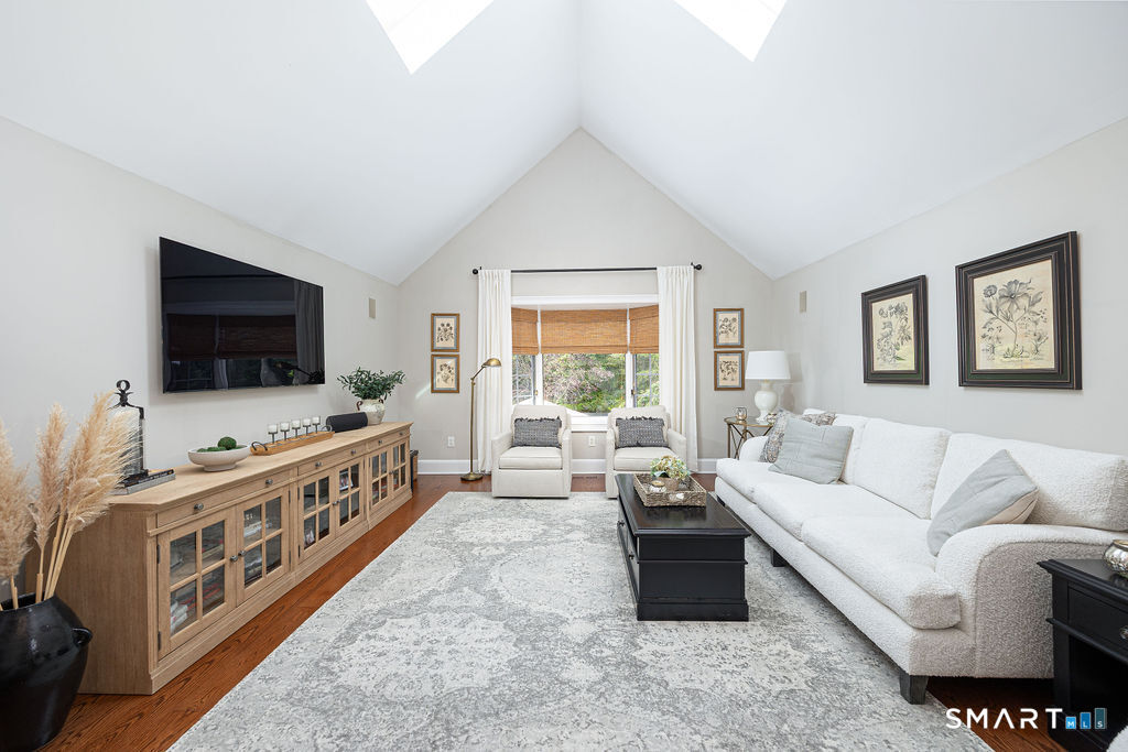 64 Huckleberry Hollow photo 11