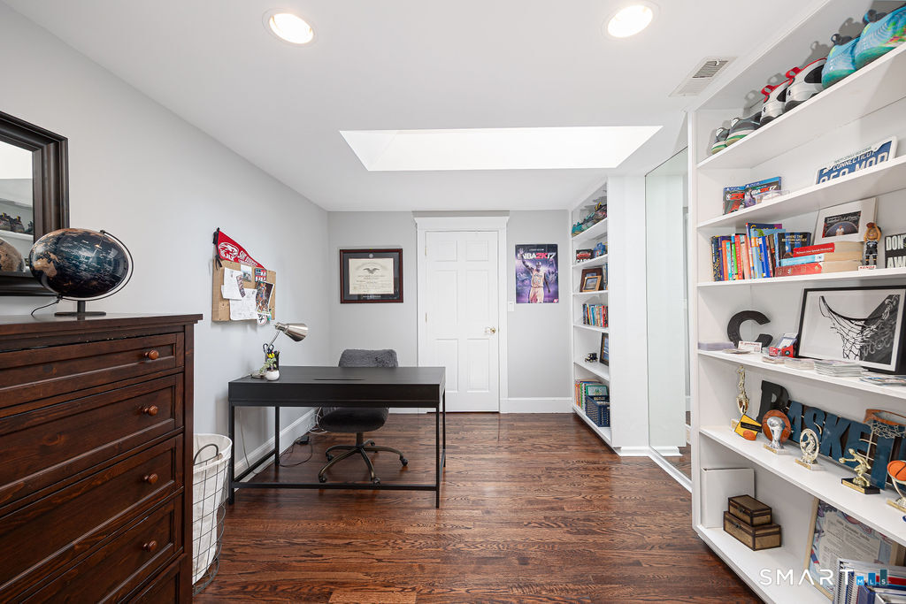 64 Huckleberry Hollow photo 24