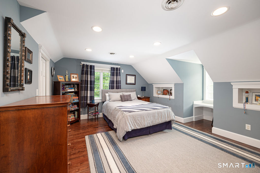 64 Huckleberry Hollow photo 22