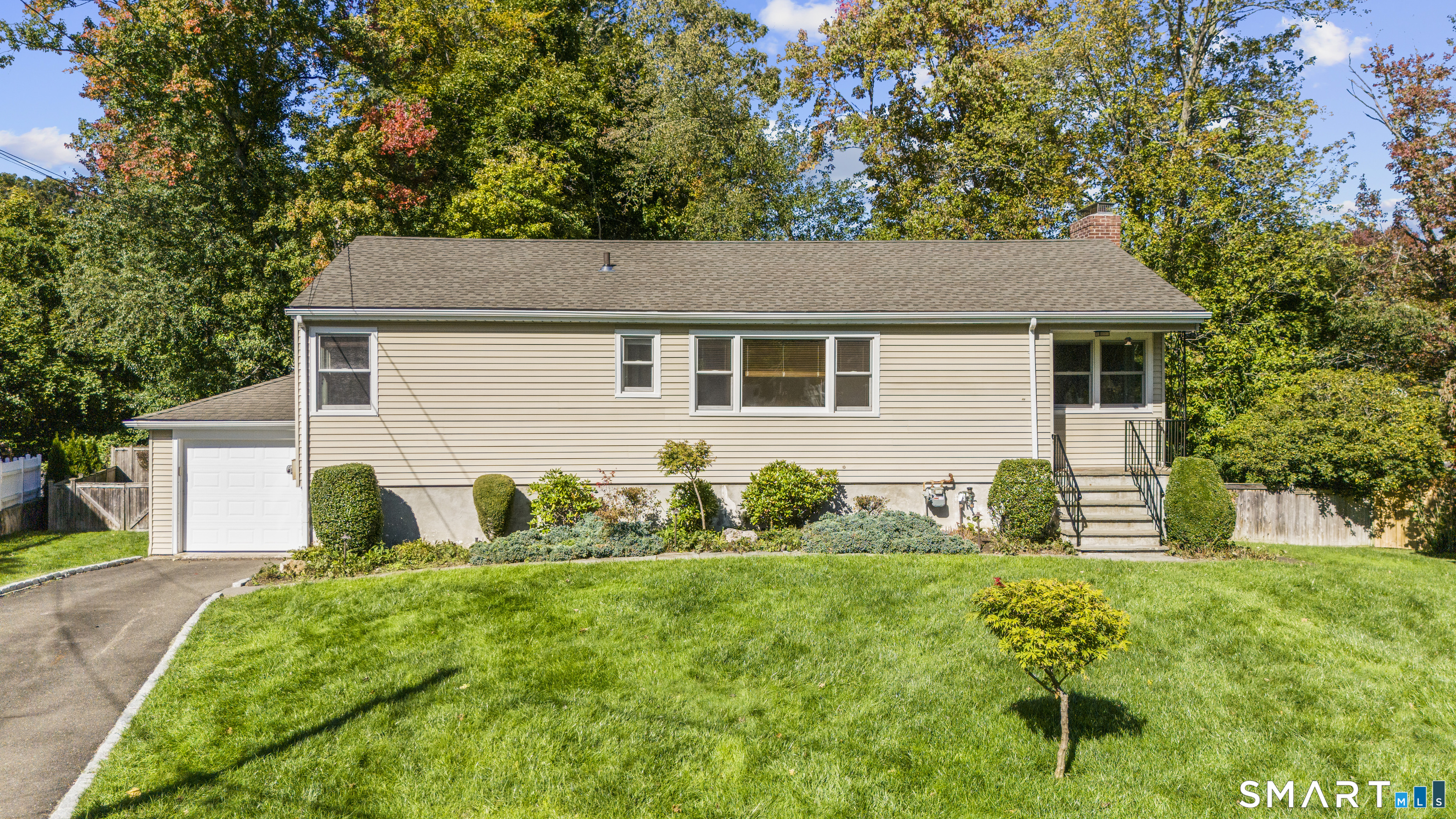Single family home for sale at 33 Cedar Cir, Stamford, CT 06905 | MLS# 24202852