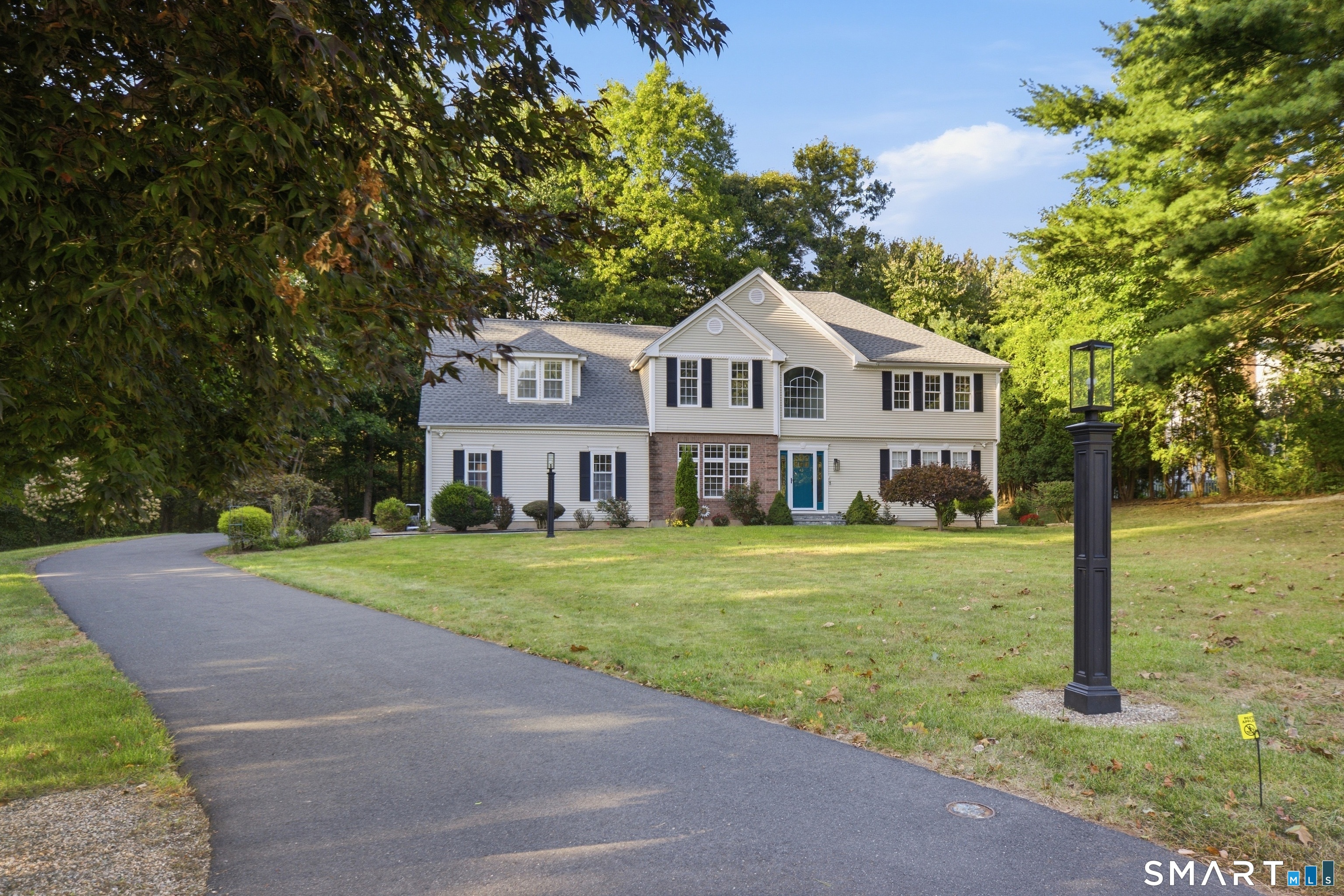 Photo 1 of Single family home for sale at 43 Warner Ct, Glastonbury, CT 06033 | MLS# 24212270 | Listing updated on 2026-10-07