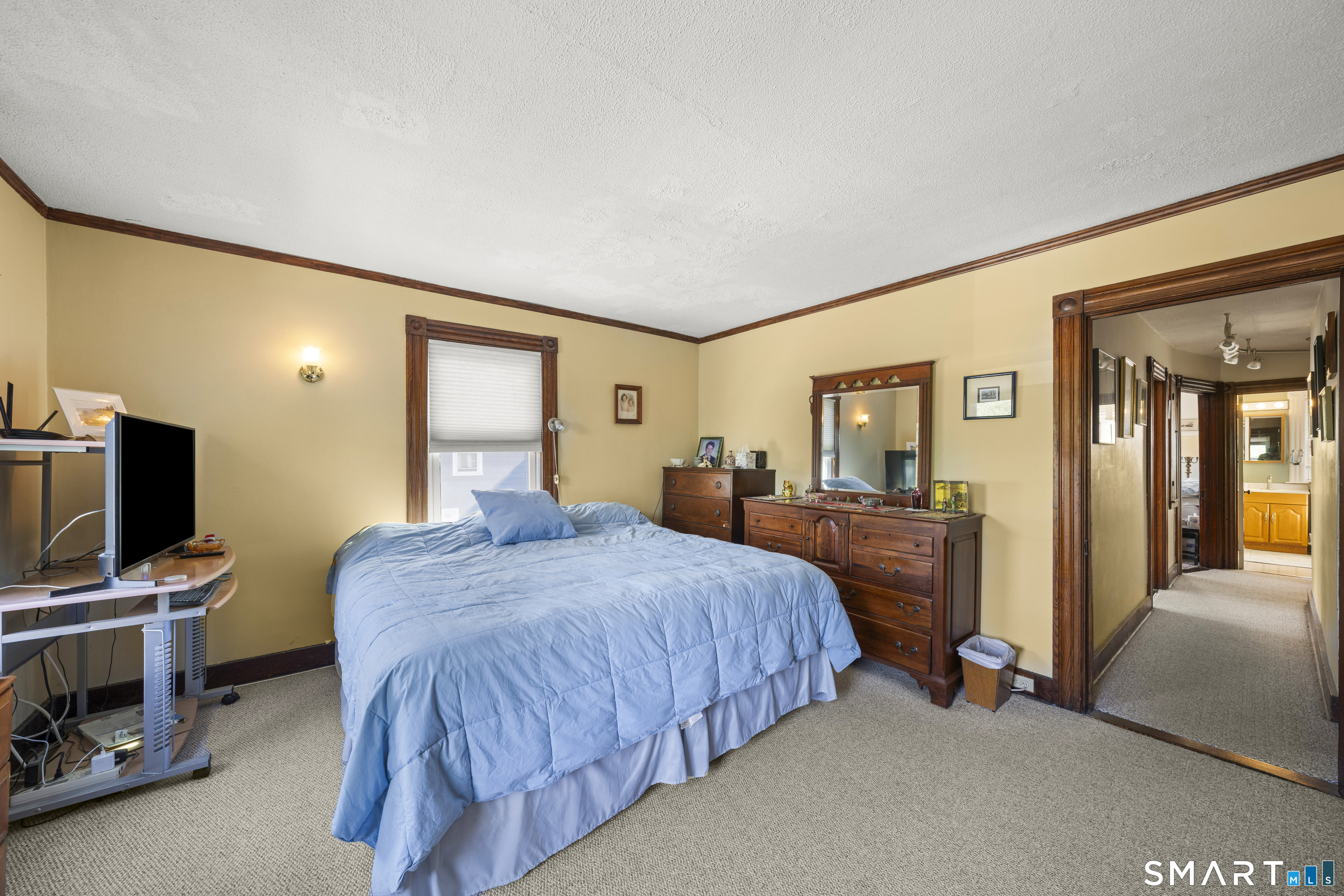 52 Russell Street photo 19