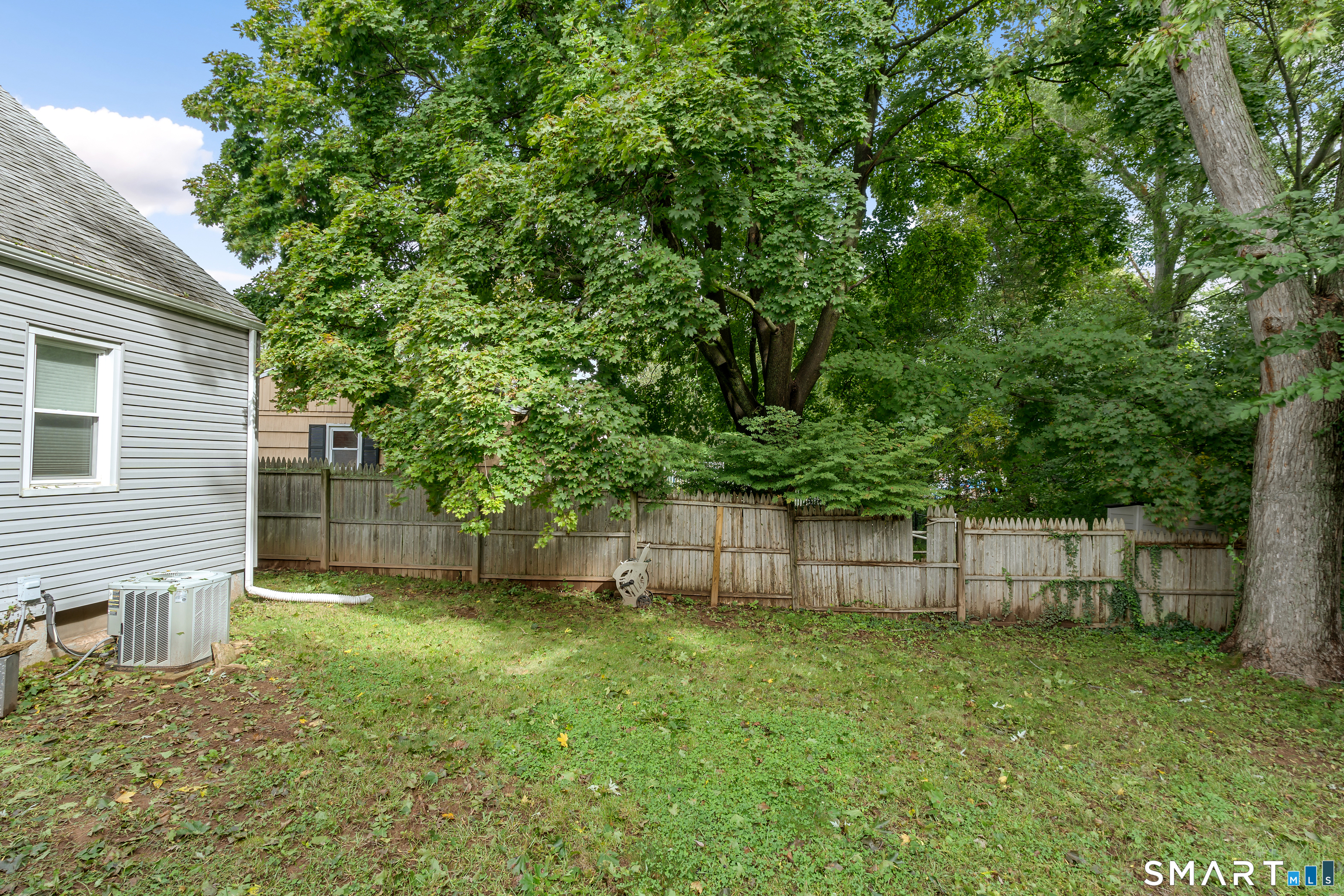 25 White Drive photo 36