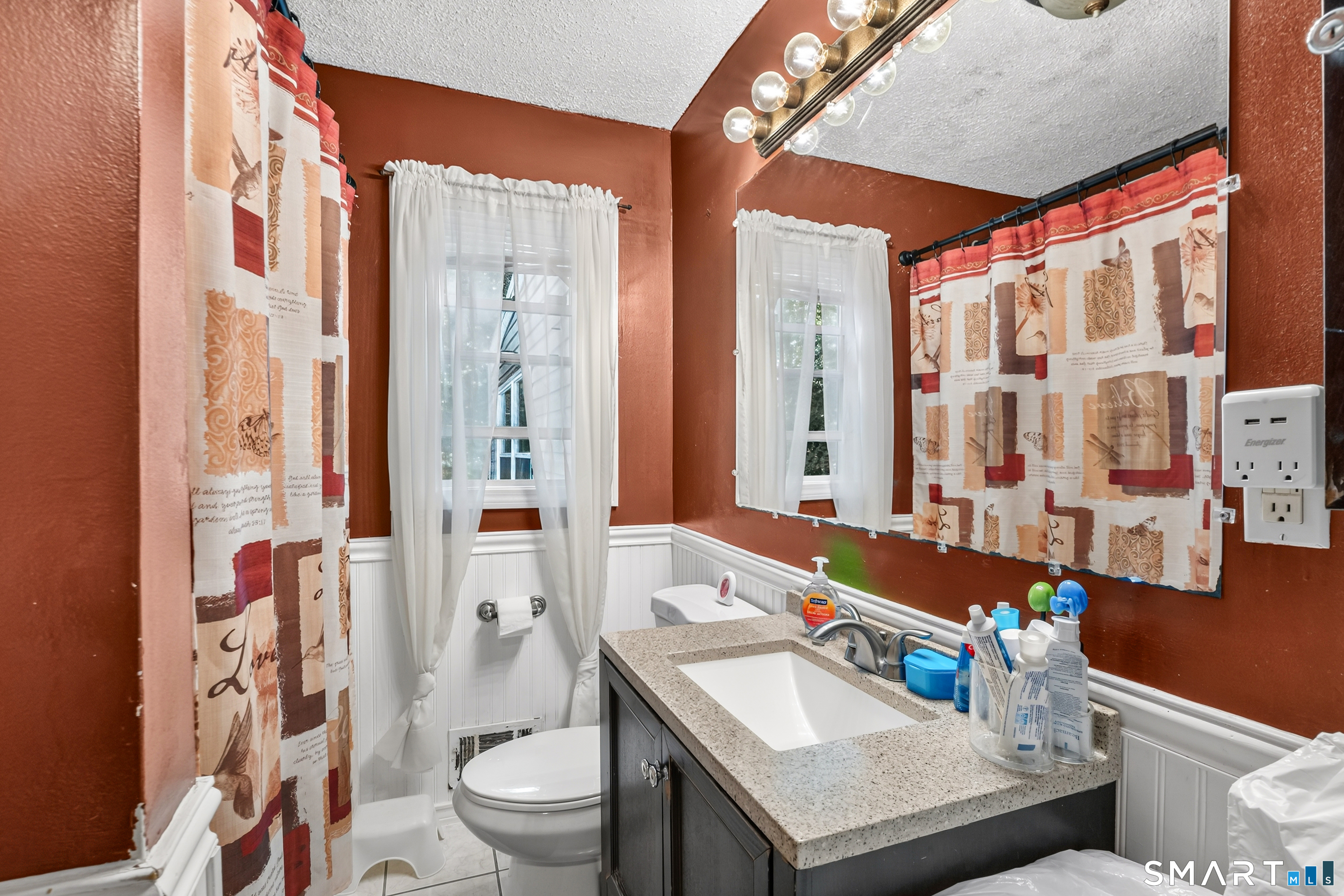 25 White Drive photo 18