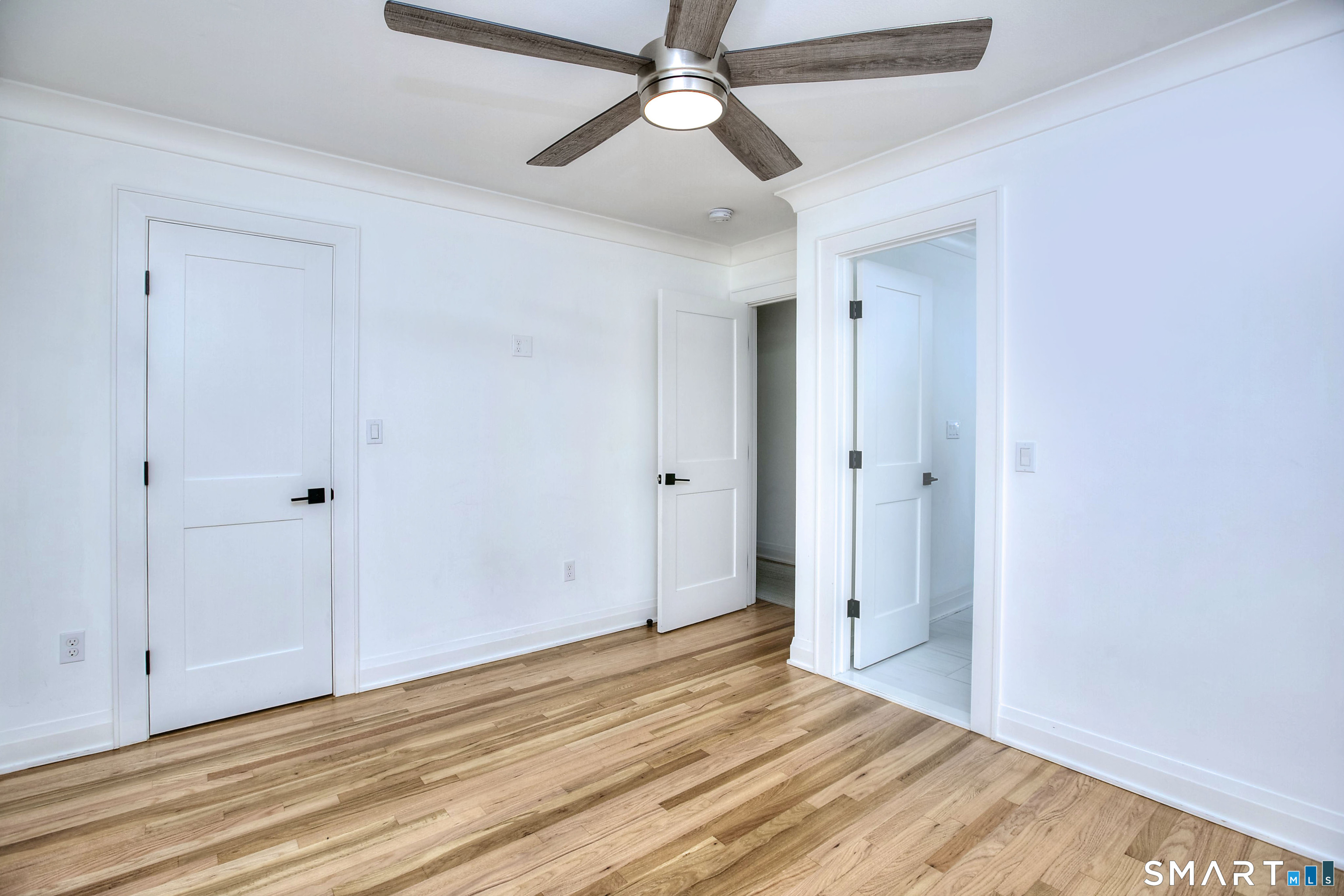 1 Sunrise, Unit B photo 18